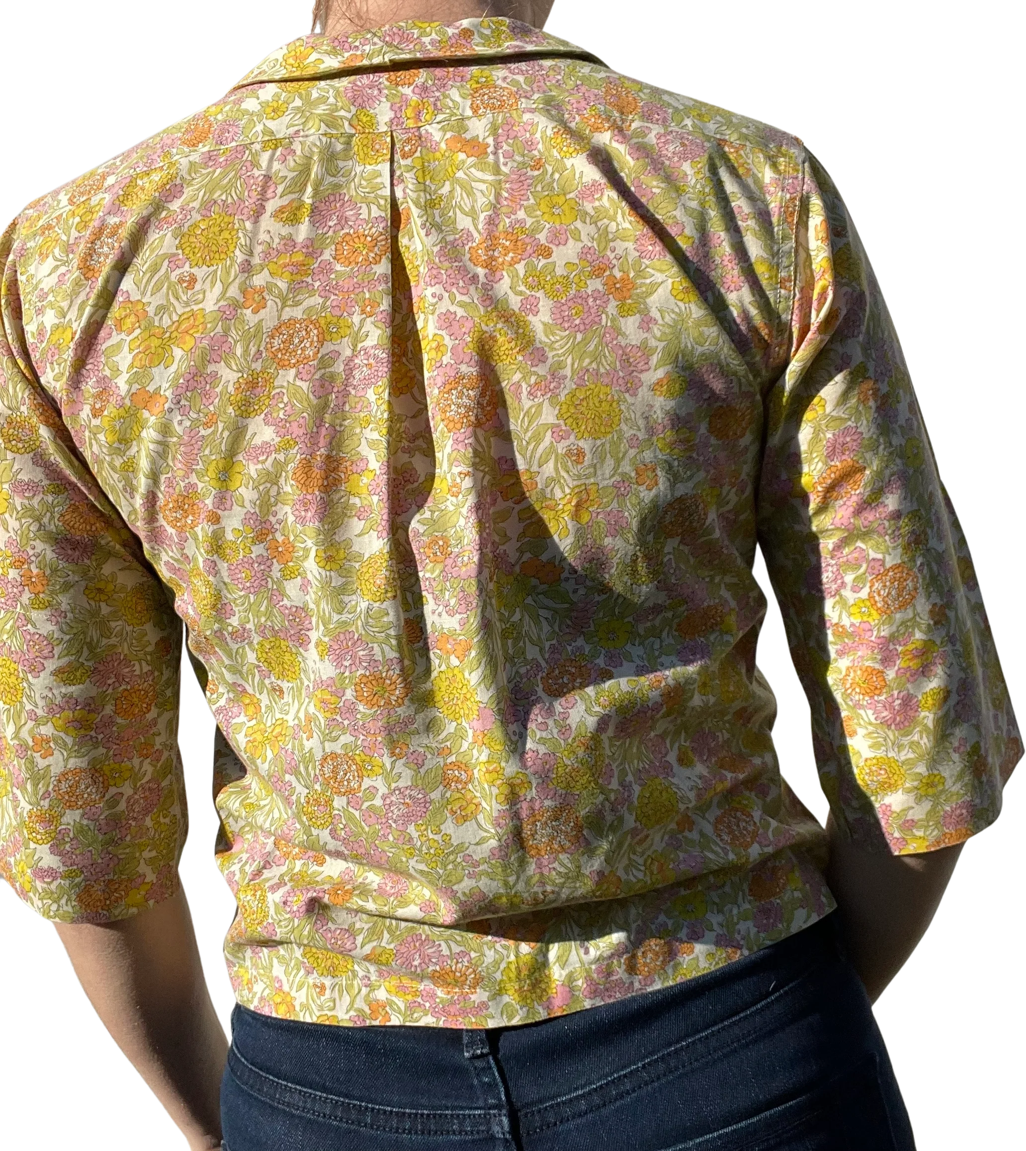 50s/60s Vintage Collared Floral Button Down Blouse By Shapely Classics - Image 2