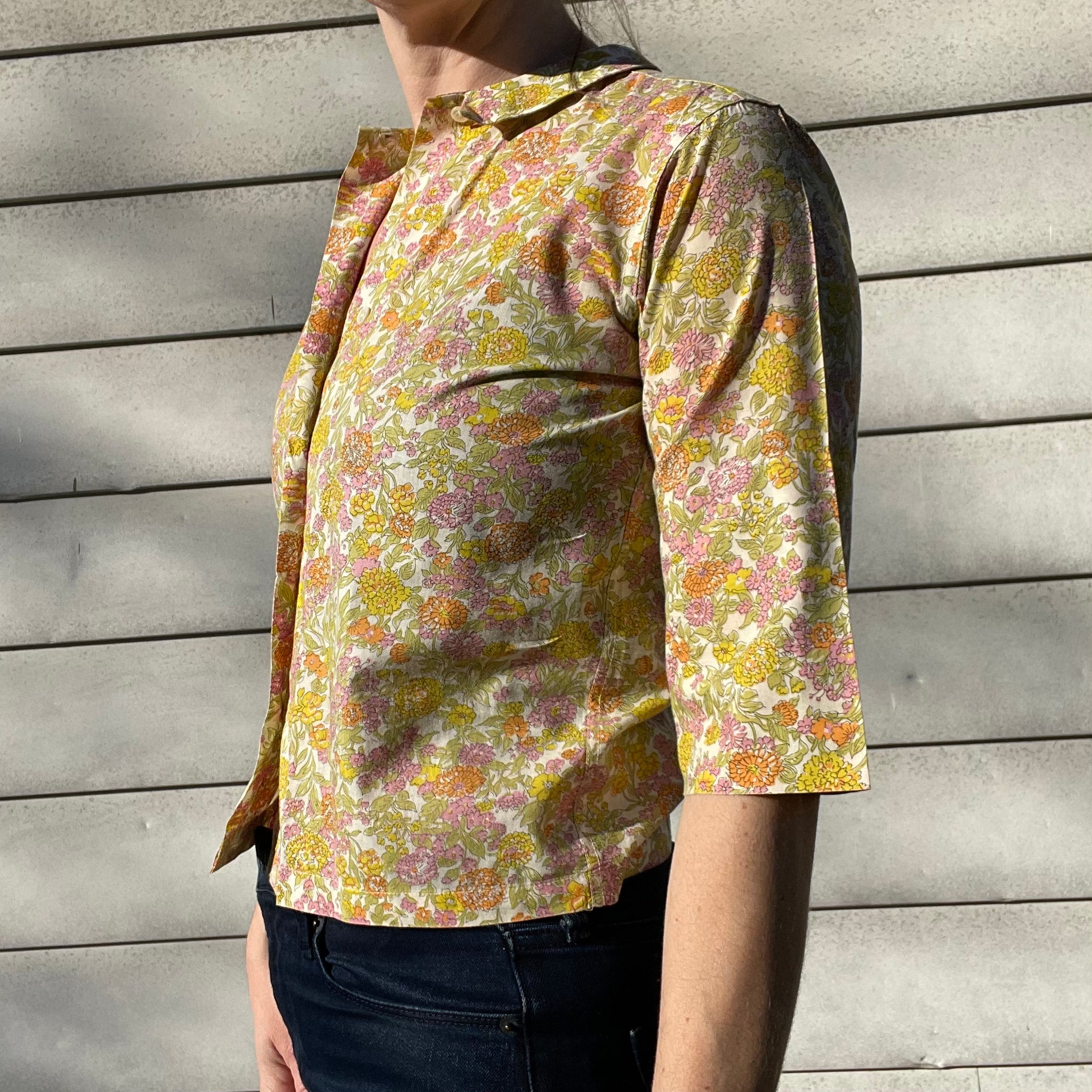 50s/60s Vintage Collared Floral Button Down Blouse By Shapely Classics - Image 3