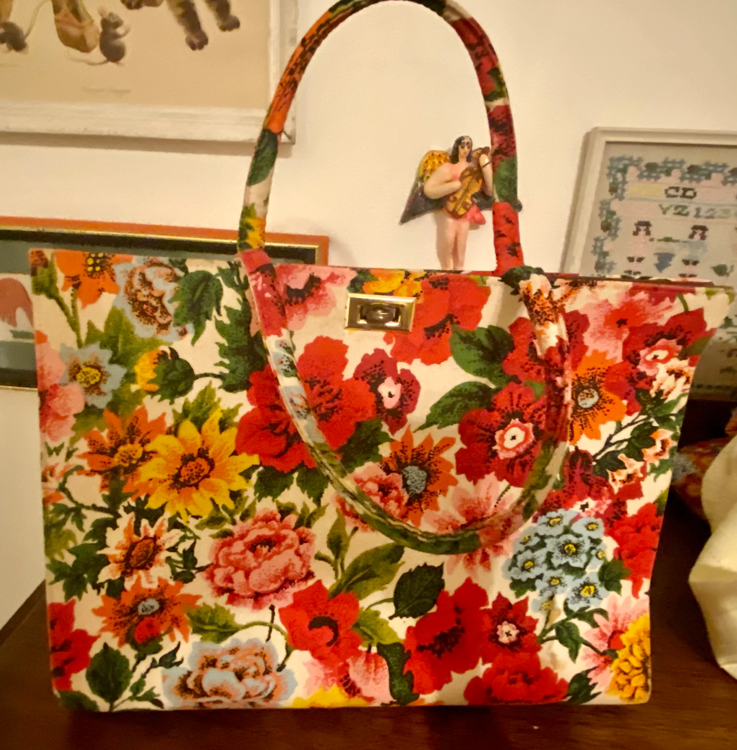 50s/60s Vtg Mid Century Floral Purse Highly Collectible By Margaret Smith Gardener, Maine - Image 4