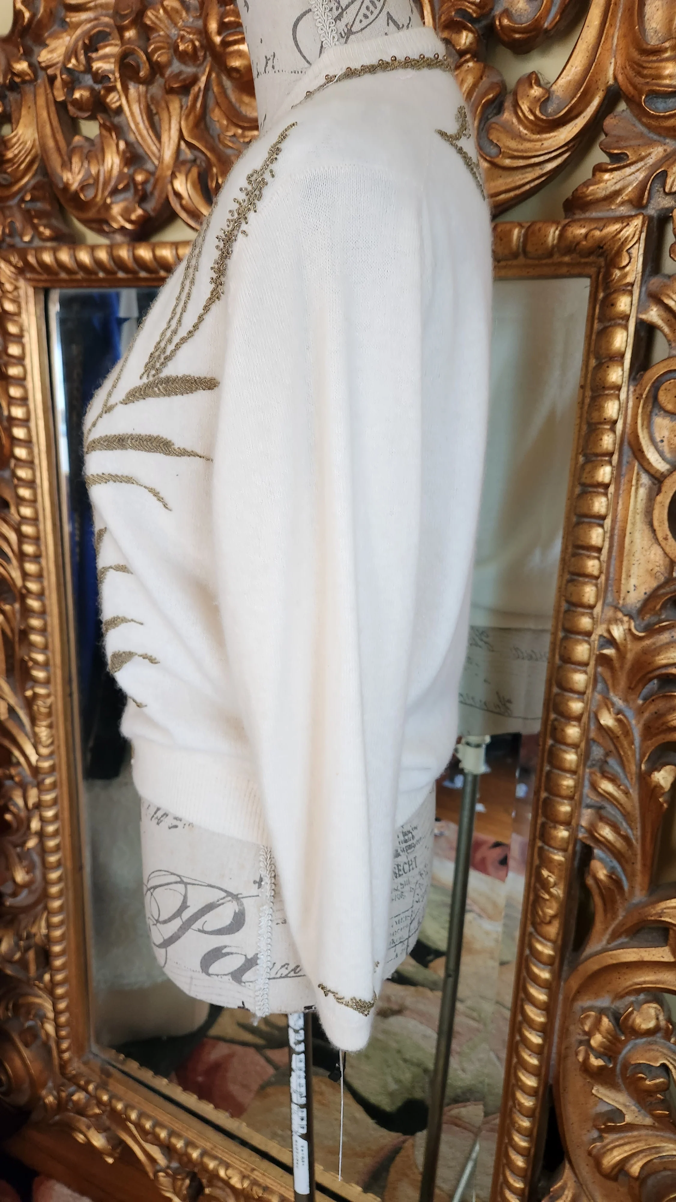 50s/60s White Beaded Cashmere Cardigan Sweater By Mark S. Hung - Image 3