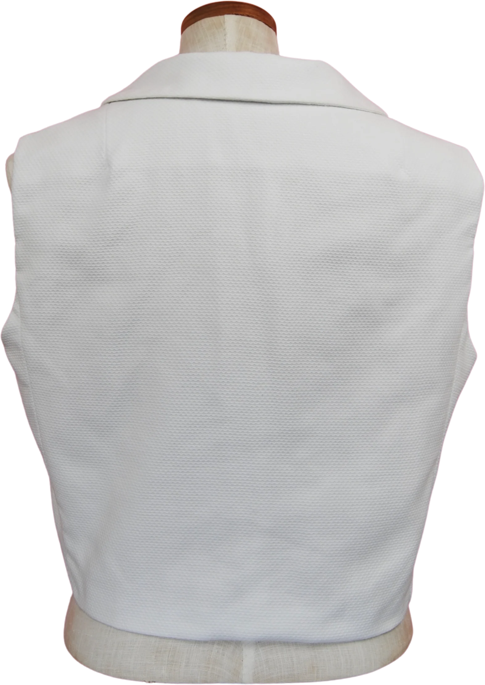 50s/60s White Sleeveless Peter Pan Collar Button Up Blouse - Image 2