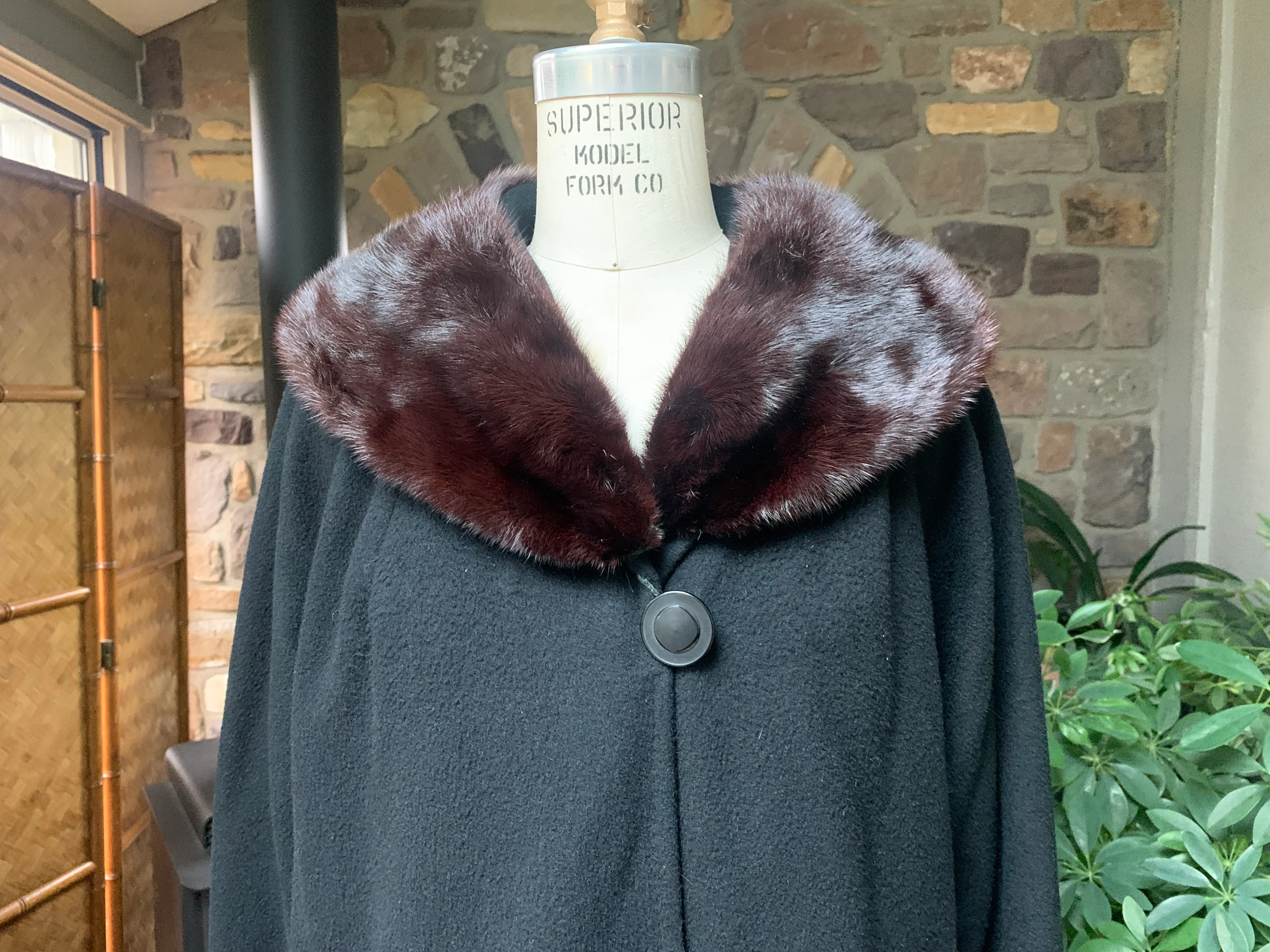 50s Black Cashmere Coat With Brown Mink Collar by Ballerina Gimbels - Image 3