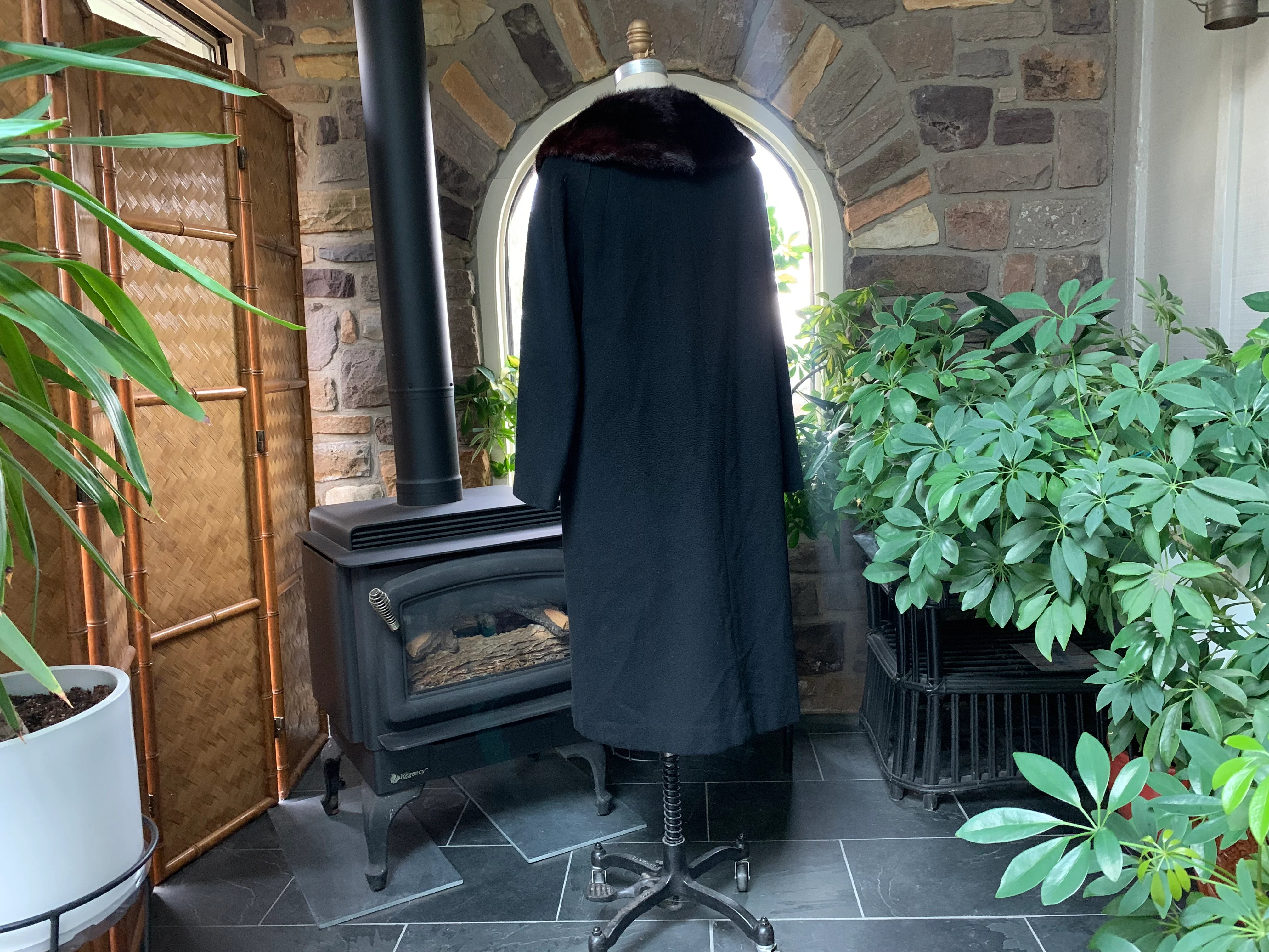 50s Black Cashmere Coat With Brown Mink Collar by Ballerina Gimbels - Image 6