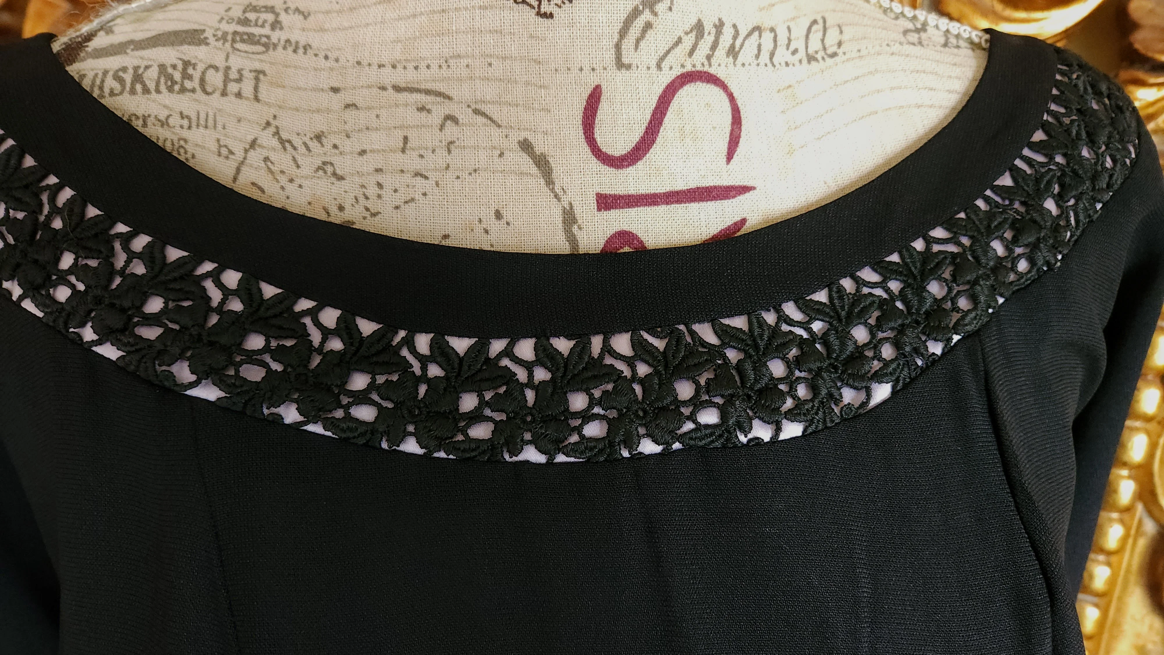 50s Black Cocktail Dress With Gray Satin Trim And Lace - Image 6