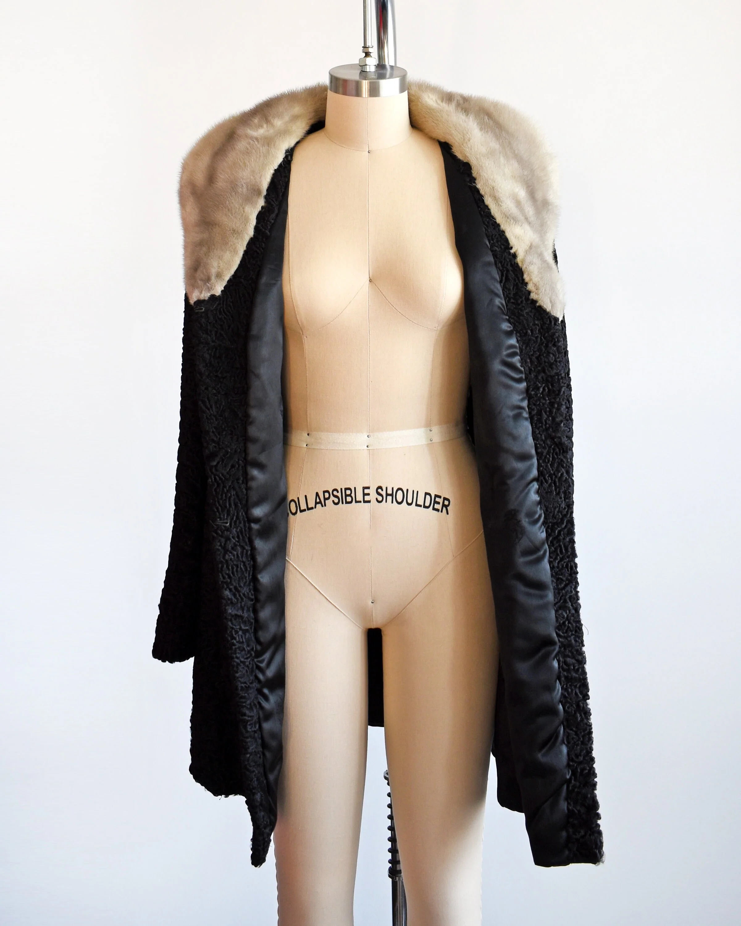 50s Black Curly Lamb Fur Coat Vintage 50s Coat, Persian Lamb with Silver Gray Mink Collar Coat, Medium Large by Lipsitz Furs Buffalo - Image 6