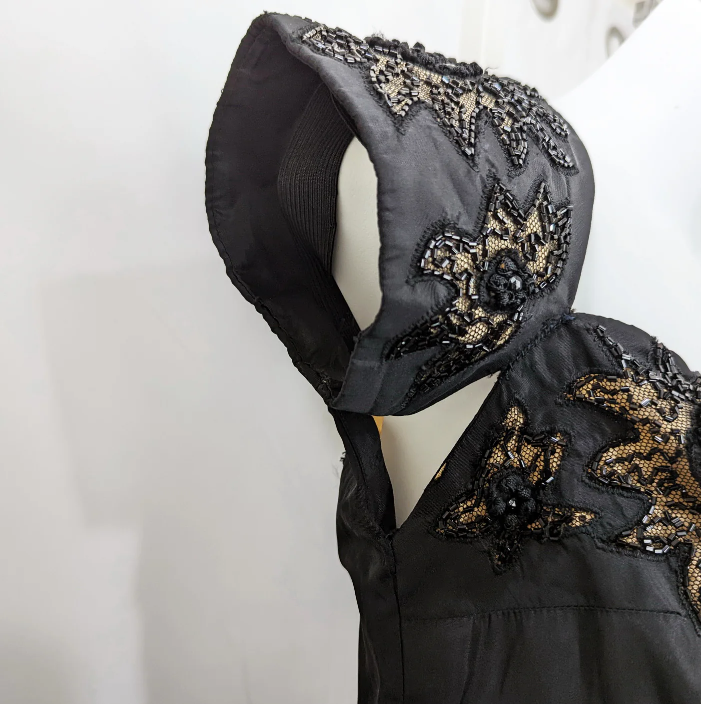 50s Black Taffeta Beaded Gathered Side Dress - Image 7