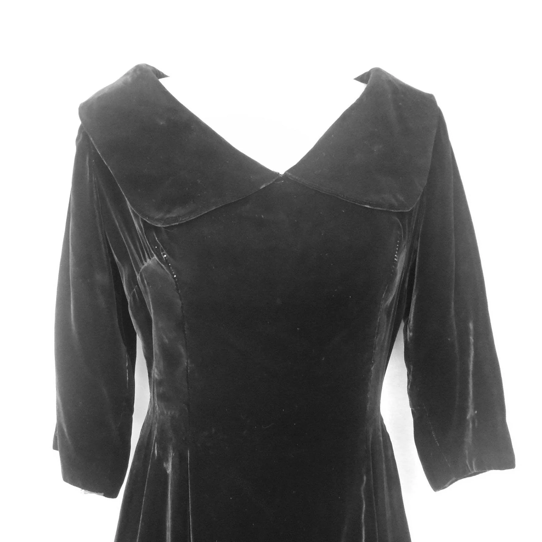 50s Black Velvet Wiggle Dress Off The Shoulder Sheath - Image 5