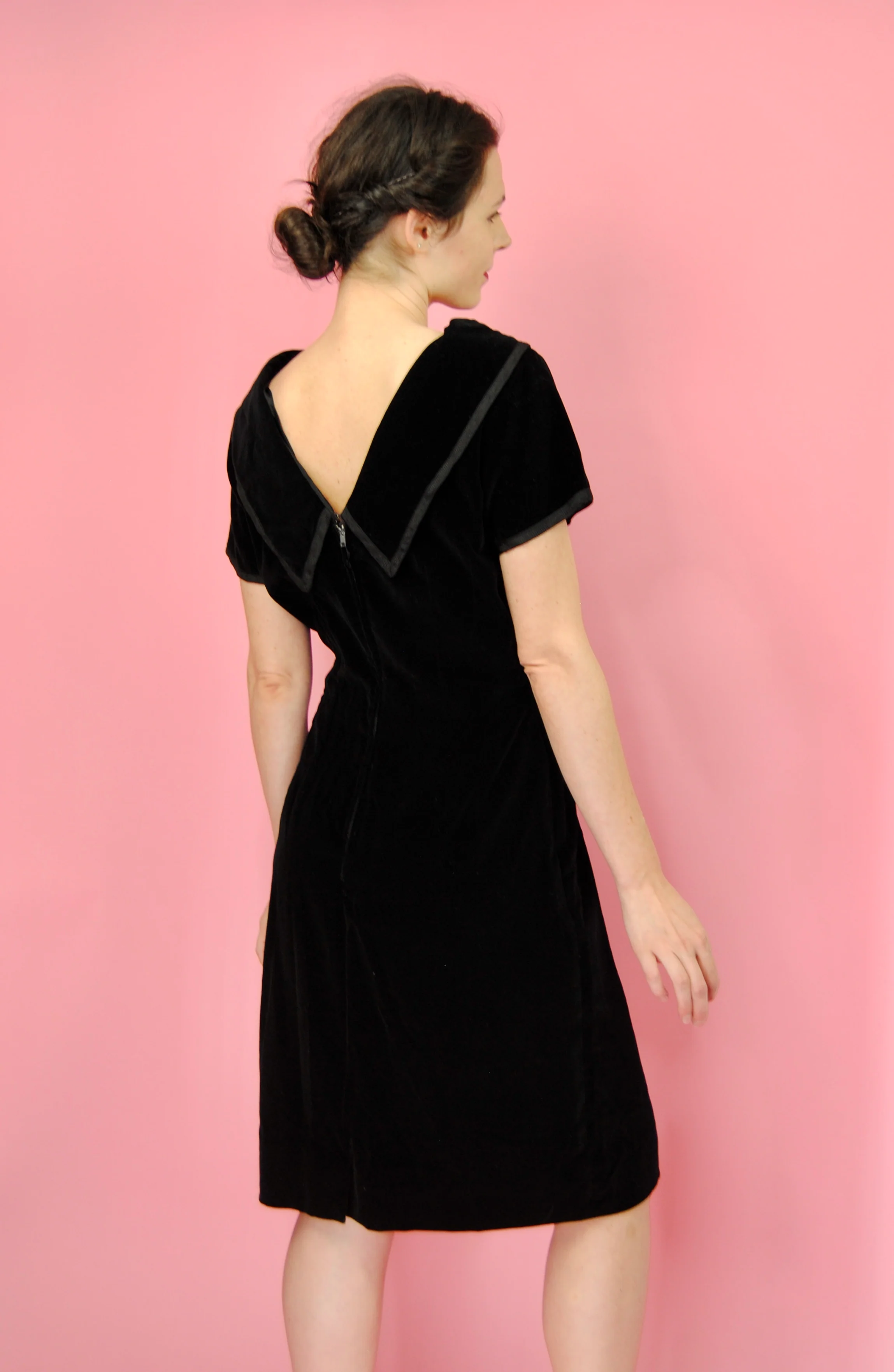 50s Black Velveteen Cocktail Holiday Dress With Trim By Gilden Juniors - Image 8