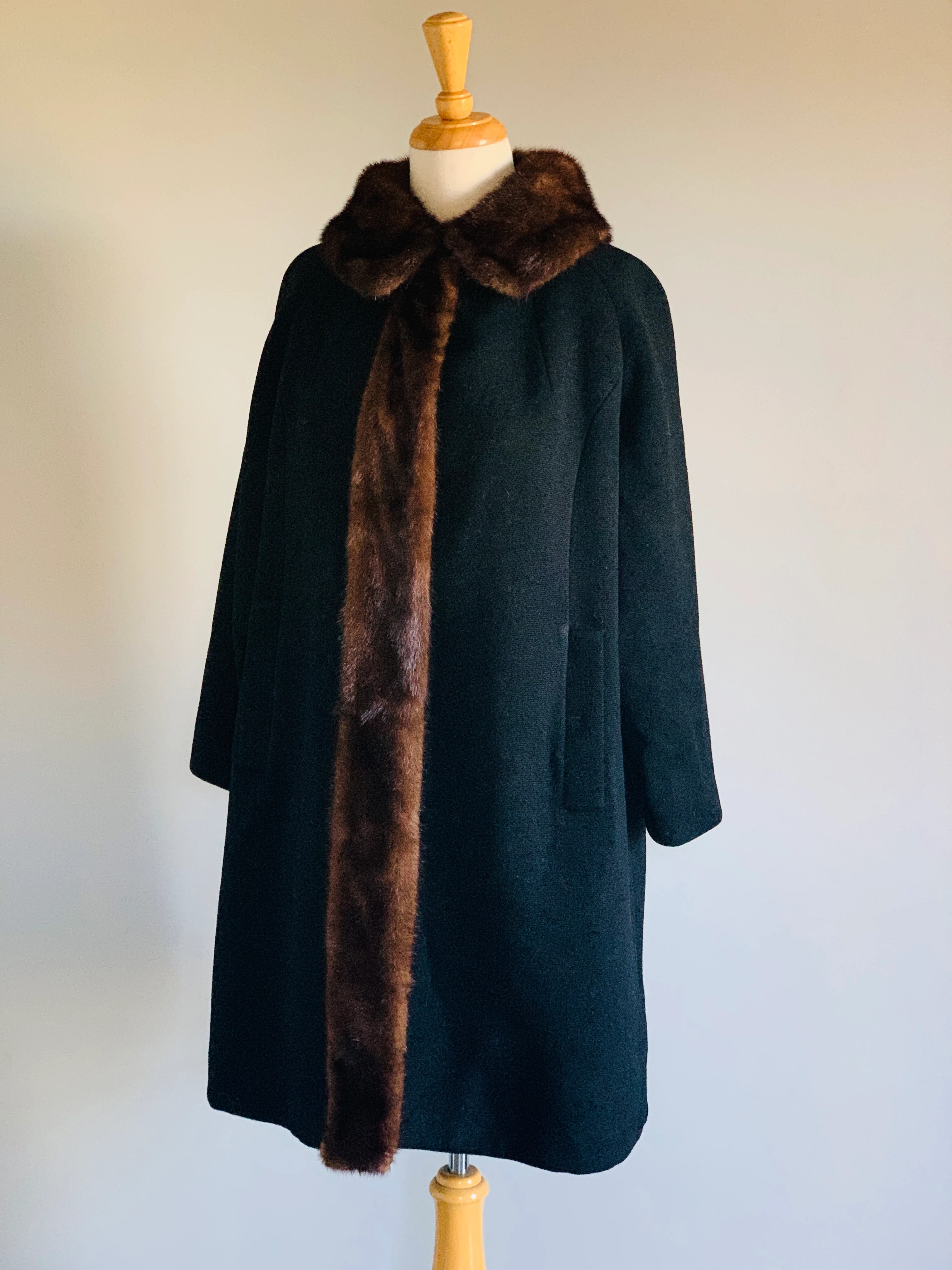 50s Black Wool Mink Coat - Image 4