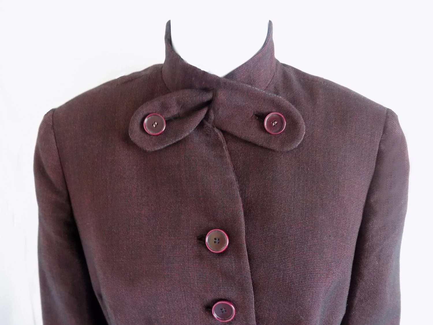 50s Burgundy Wool Woman's Suit with Adjustable Collar Hollywood Stage Tv Lauren Bacall Lois Lane Myna Loy - Image 4