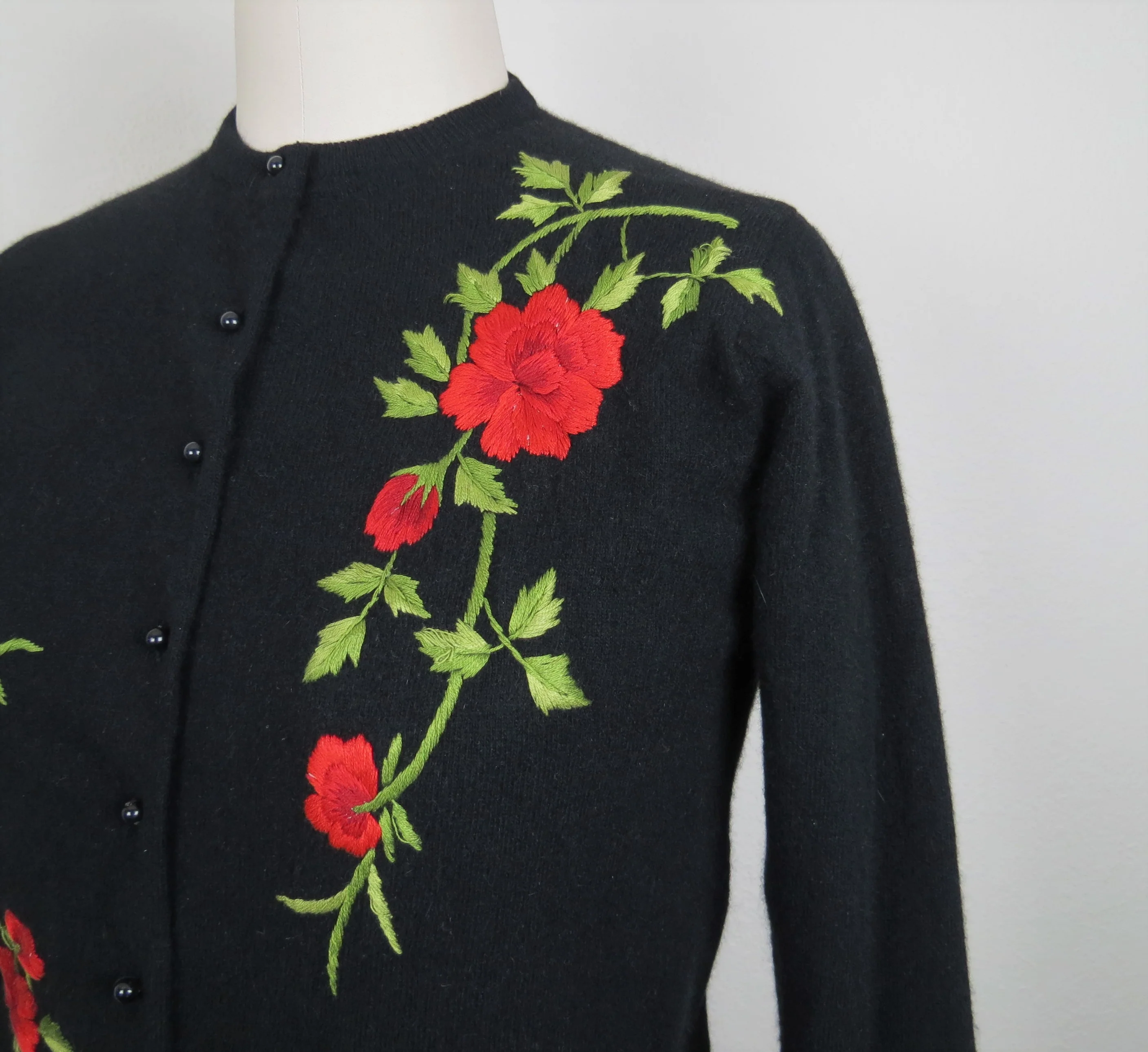 50s Cardigan Sweater Floral Rose Print Embroidery - Image 3