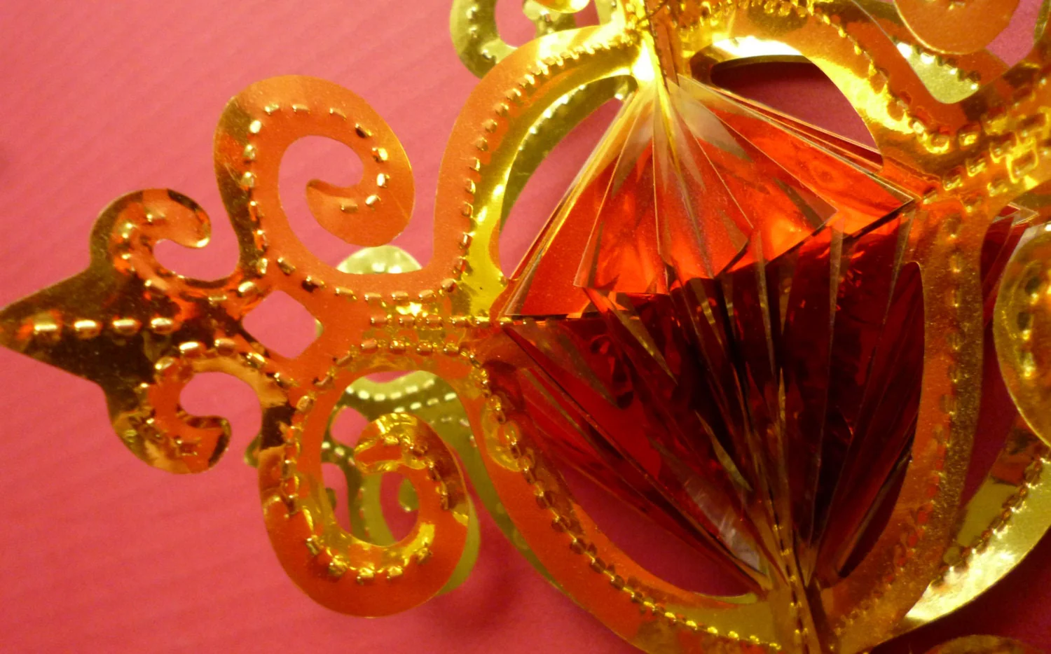 50s Christmas Ornament Large Accordian Plastic Foil 5 Sided - Image 4