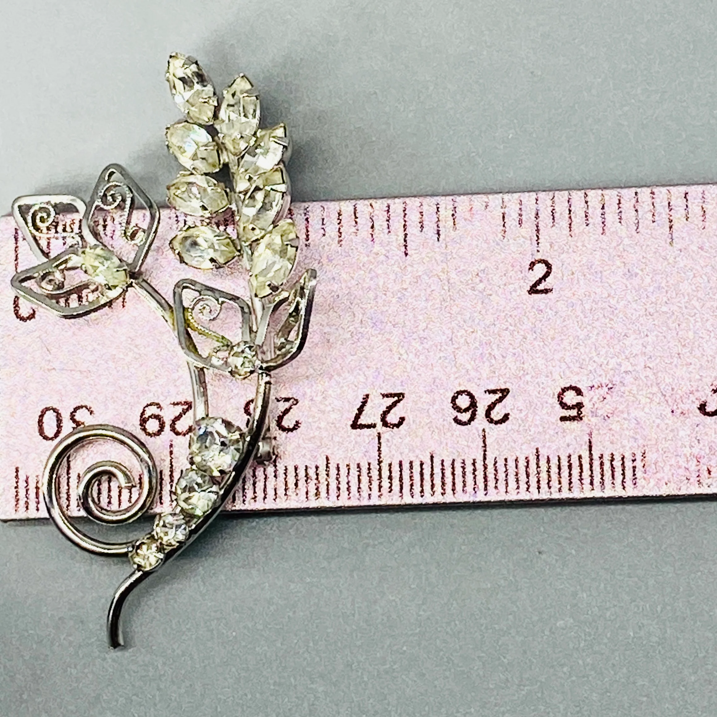50s Darling Rhinestone Brooch Fern Leaves Floral Motif By Tru-Kay - Image 12
