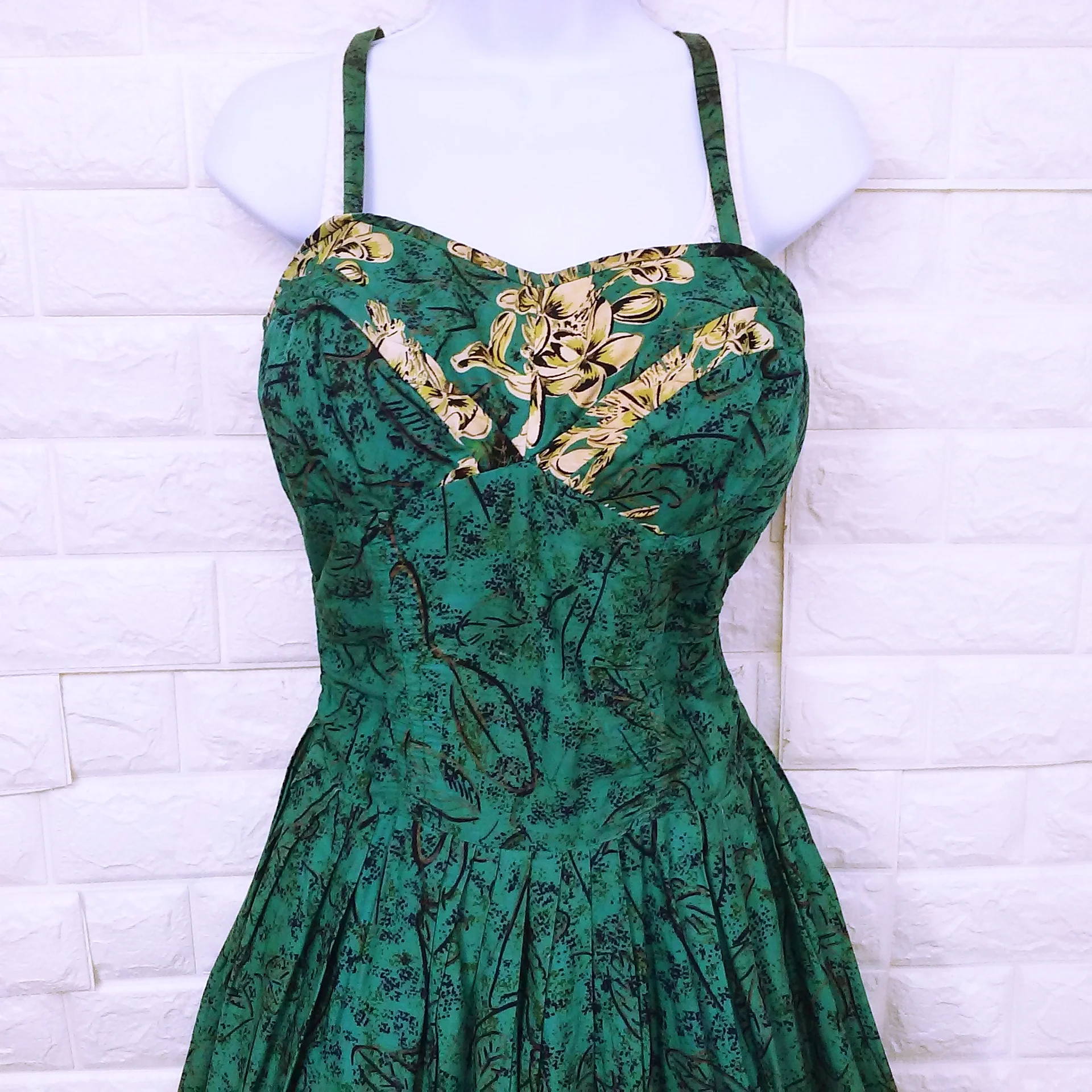 50s Fit N' Flare Mod Retro Swing Rockabilly Sun Dress By Quality Handmade Custom Handsewn Border Print Fabric - Image 3