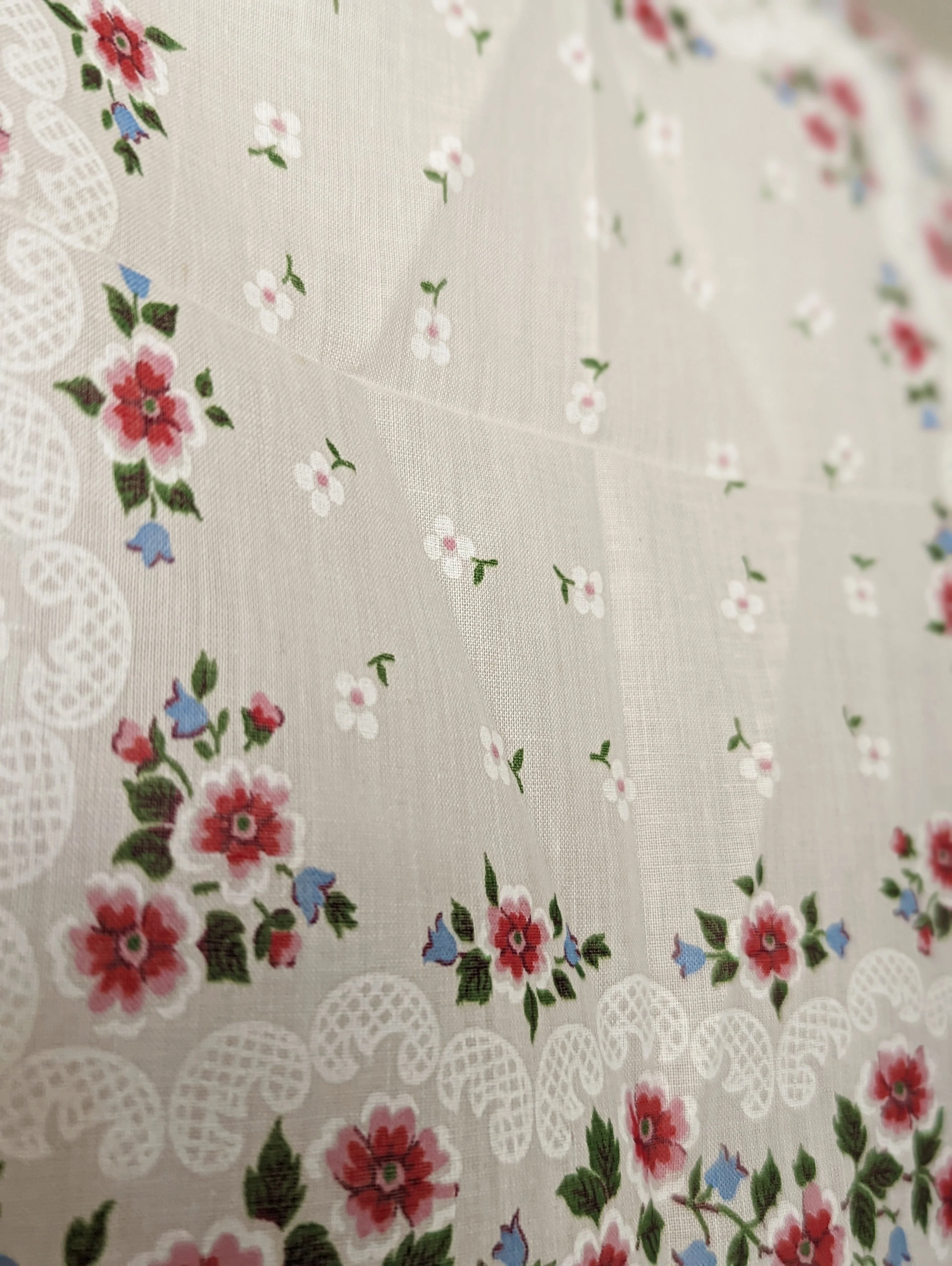 50s "flowers and Lace" Floral Red White and Blue Scarf Handkerchief with Hand Rolled Edge - Image 4