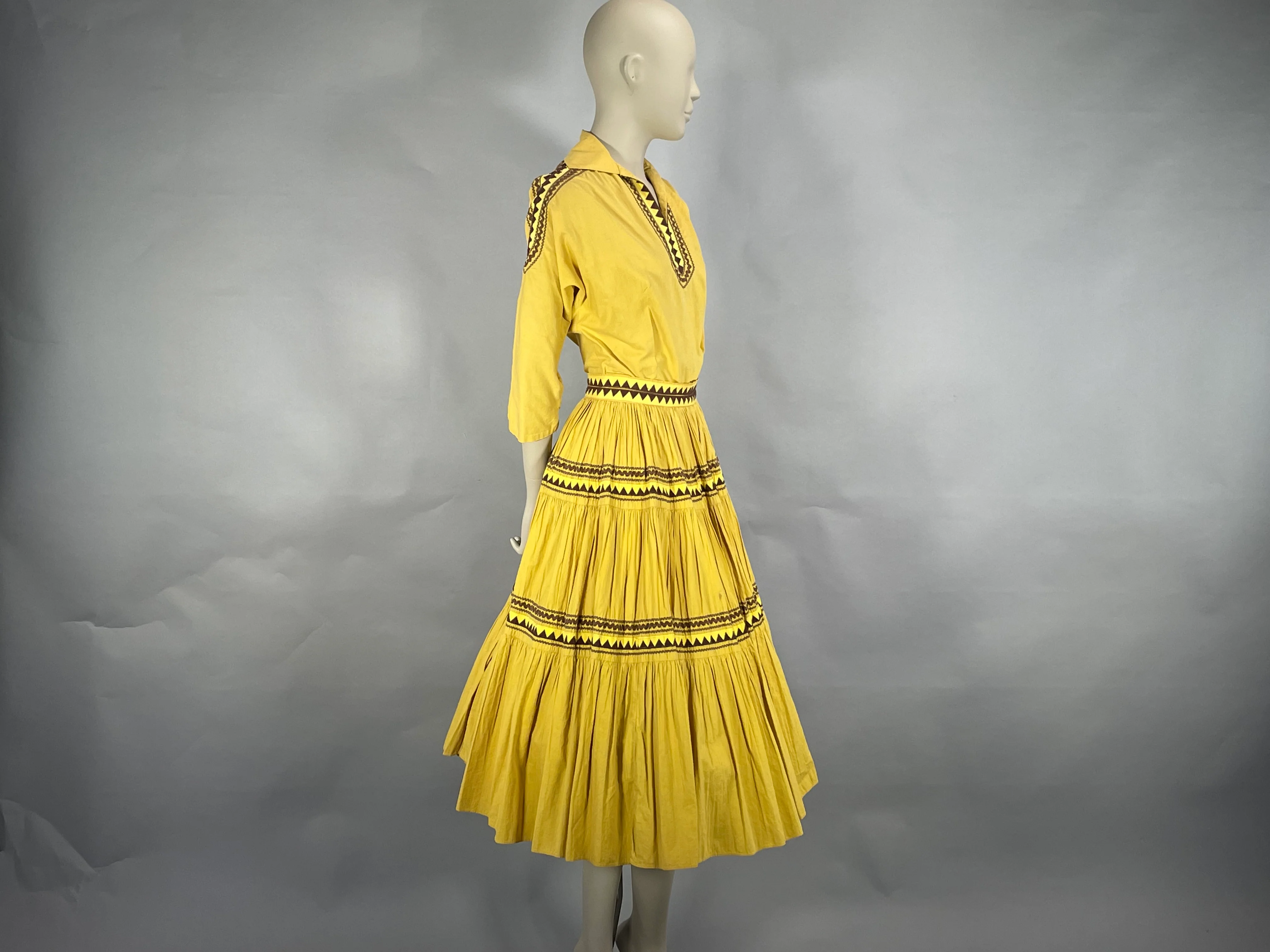 50s Gold And Brown Cotton Patio Dress Festival Dress - Image 6