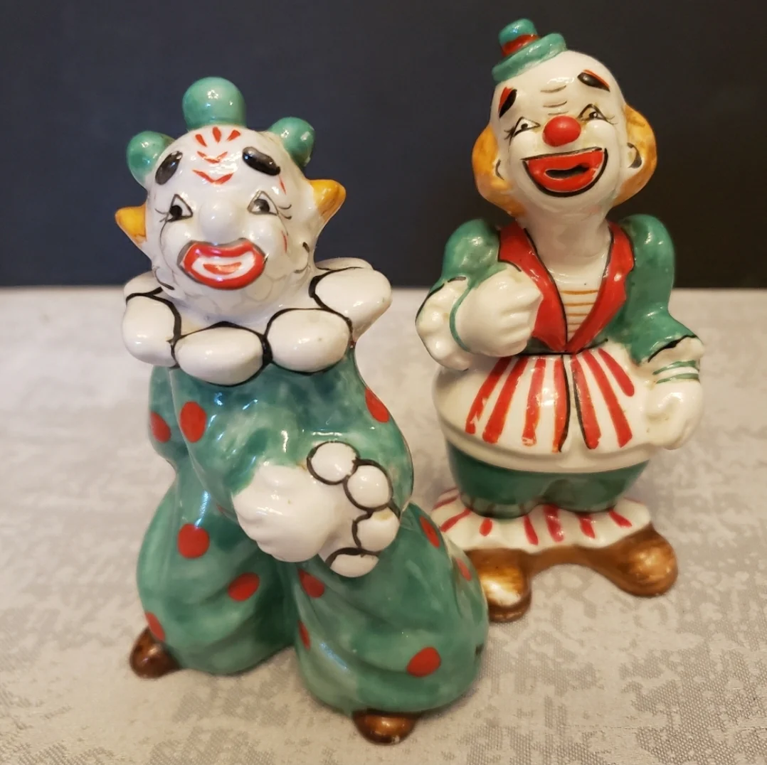 50s Green And Red Clown Salt Pepper Ceramic Shakers By Yona Originals - Image 13