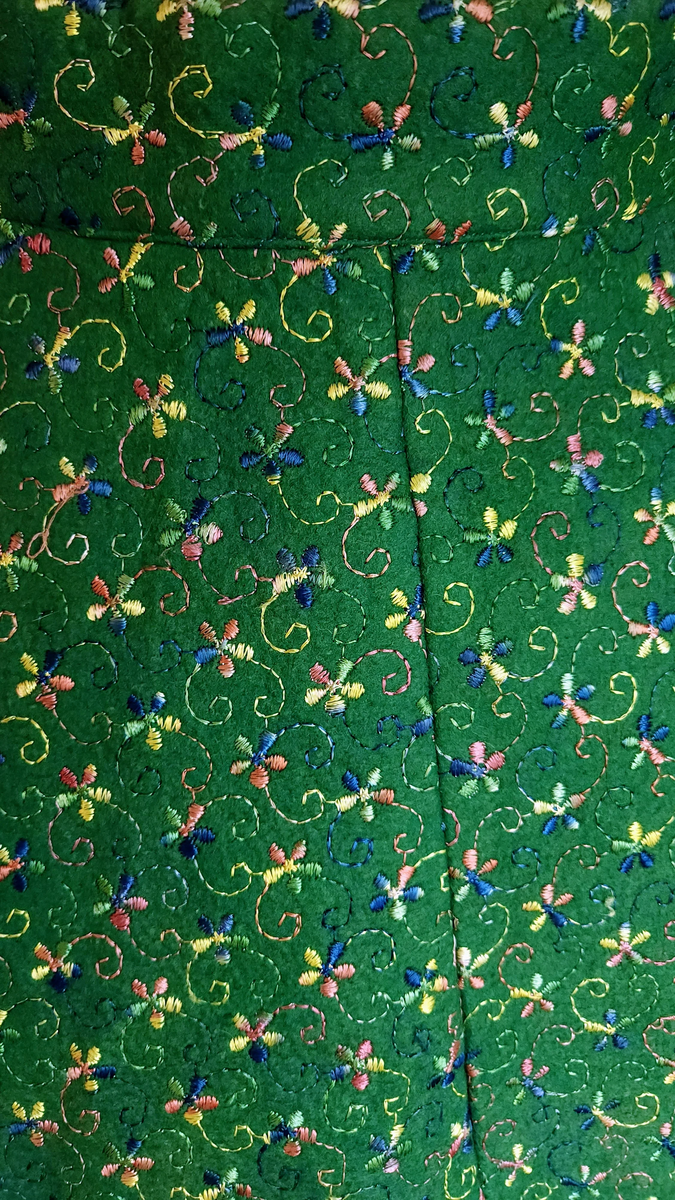 50s Green Embroidered Felt Fit And Flare Skirt By Madalyn Miller - Image 3
