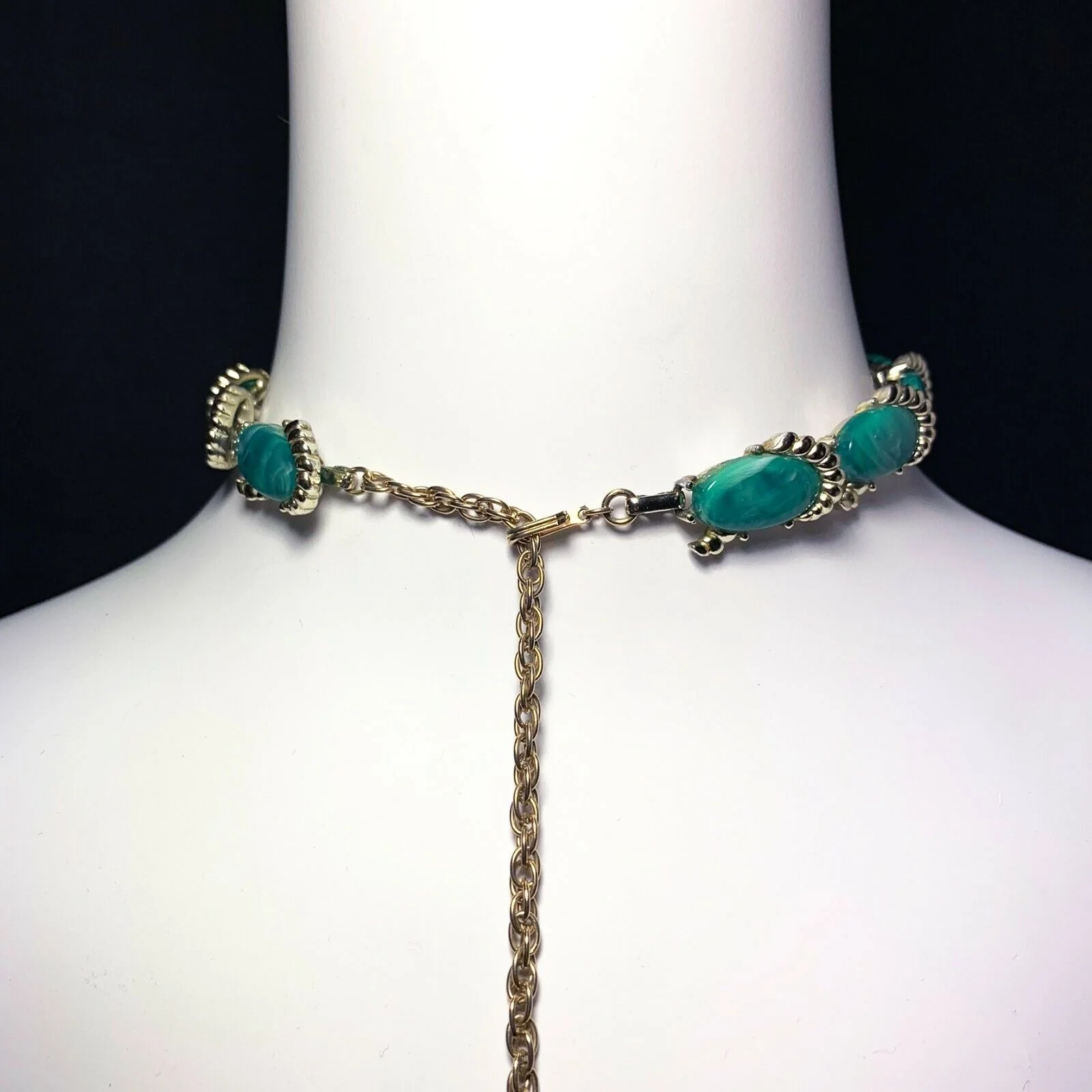 50s Green Gold Tone Thermoset Plastic Choker Necklace By Kramer - Image 4