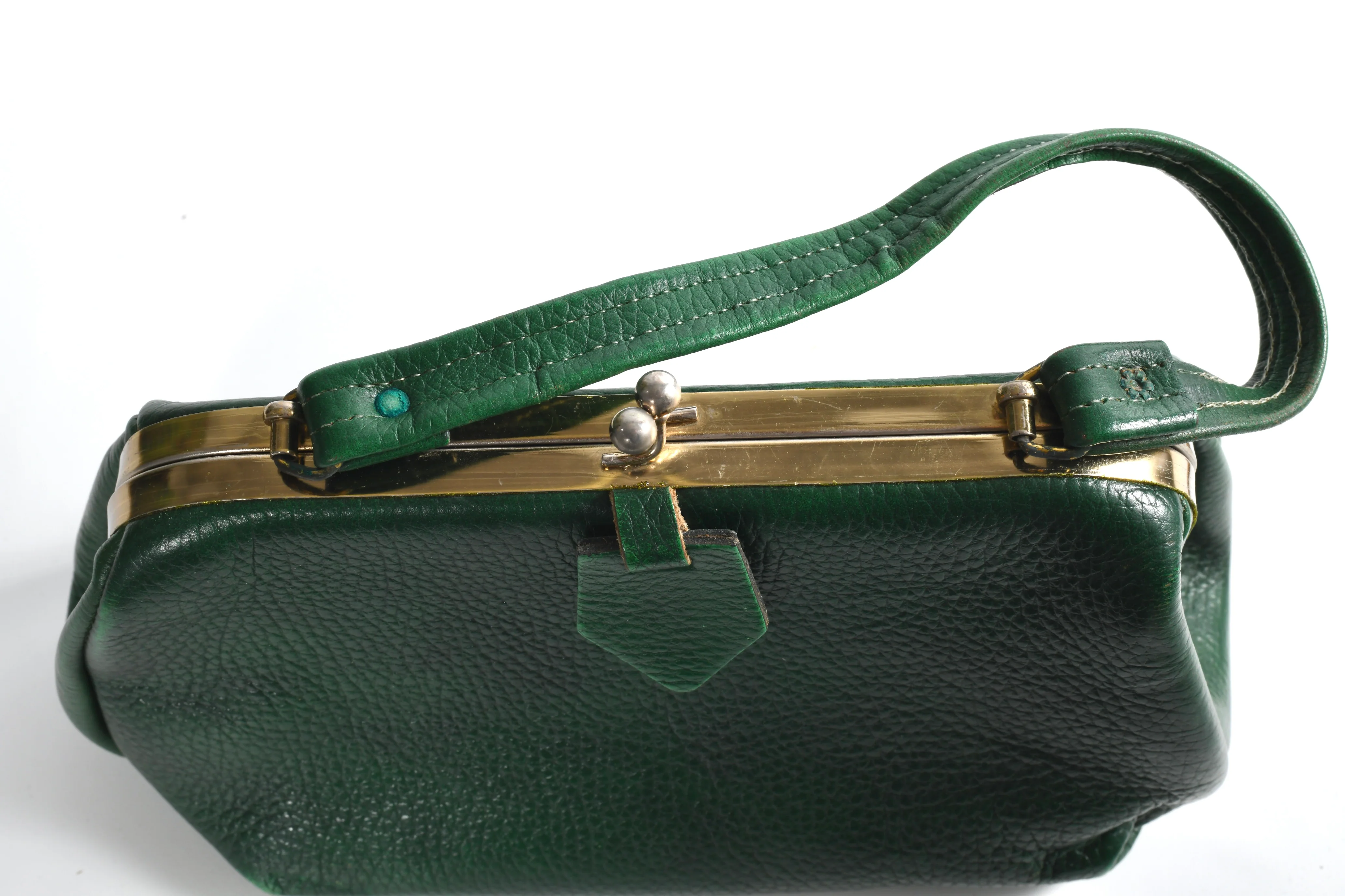 50s Green Leather Doctor Style Hinge Frame Handbag - Image 9