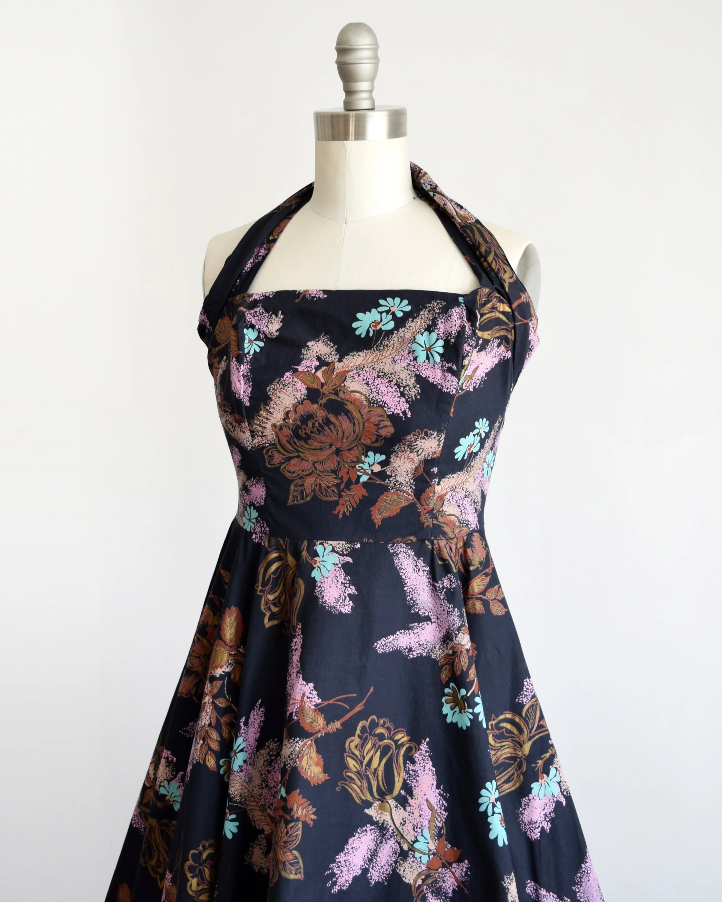 50s Halter Dress Vintage 50s Dress, Black Floral Metallic Cotton Fit and Flare Dress, Xs - Image 5