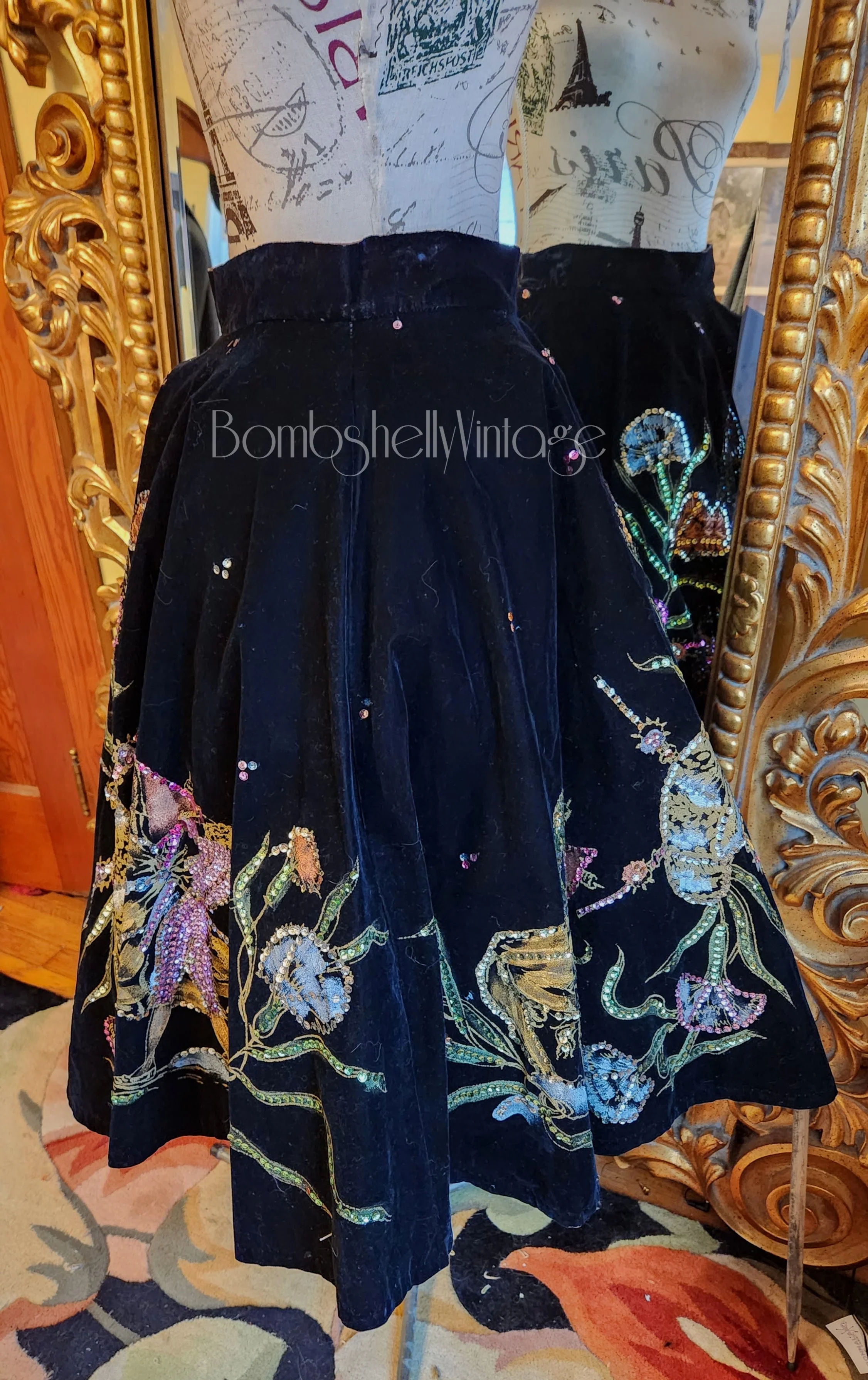 50s Hand Painted Velvet Skirt Bullfighters by Salpra Sa - Image 4
