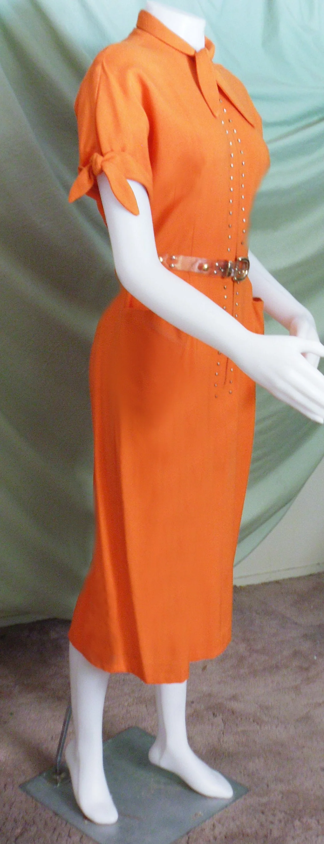 50s Holy Grail Lucy Style Bright Orange Cotton Dress with Brass Studs Batwing Sleeves, Pockets, and Matching Hat, Belt, and Gloves - Image 3