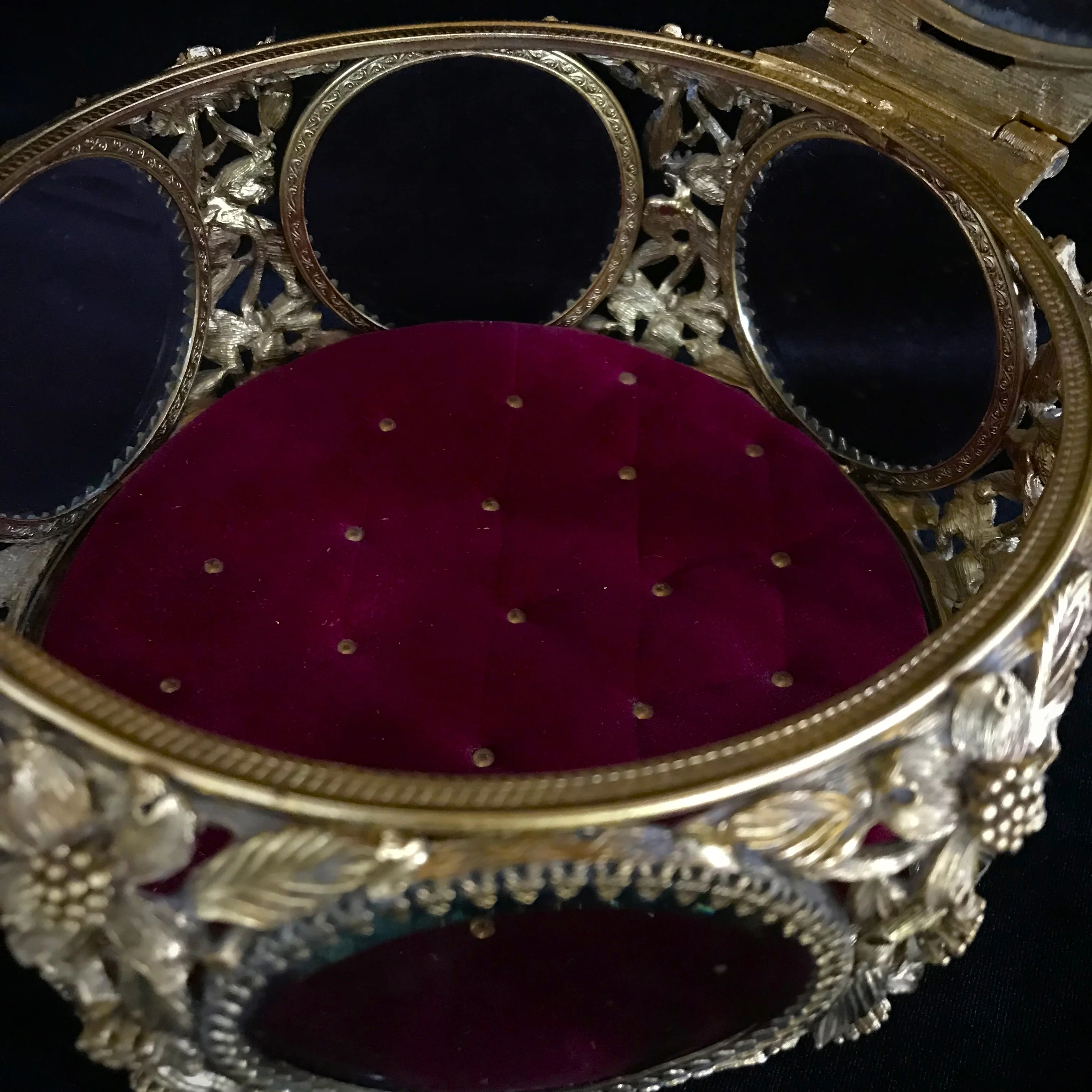 50s Large Vintage Matson Box Ornate Gold Gilt Ormolu By Matson - Image 8