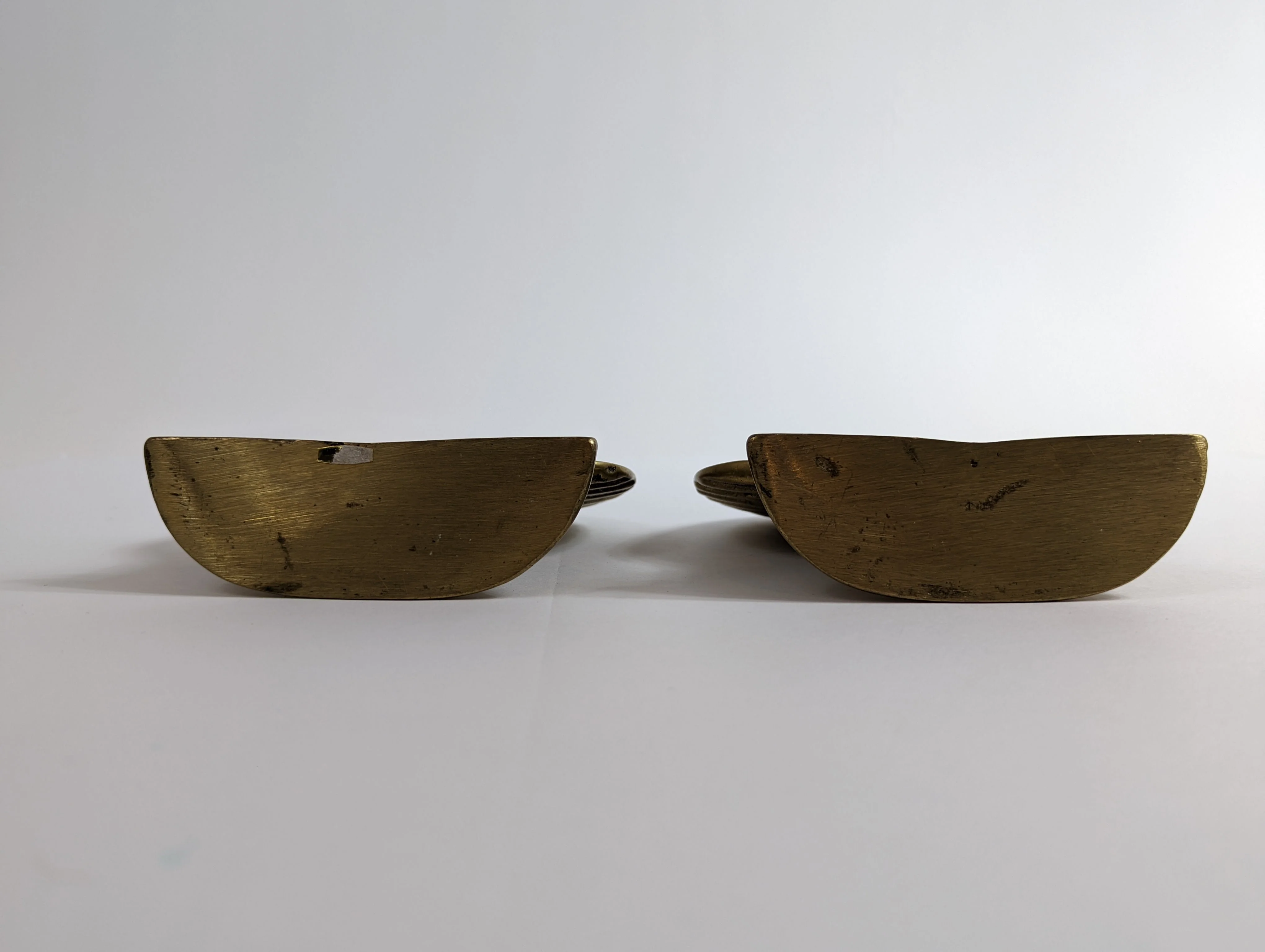 50s Mid Century Modern Brass Sea Shell Weighted Book Ends / Paper Weights Set of Three - Image 4