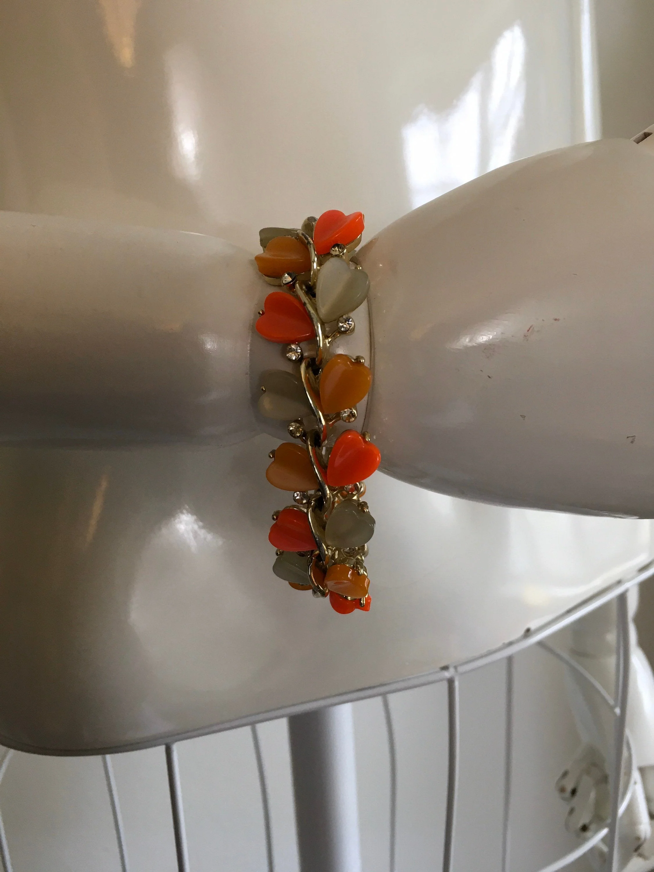50's Multicolor Lucite Heart Necklace And Bracelet Set by Lisner - Image 3