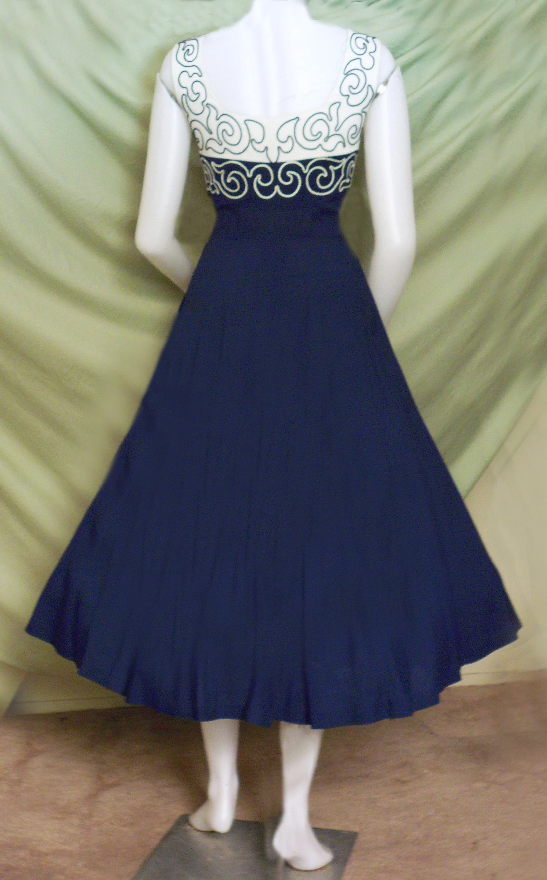50s Navy and White Bombshell Full-Skirted Dress Cotton Cord Embelleshment Atomic Hollywood Metal Zipper - Image 4