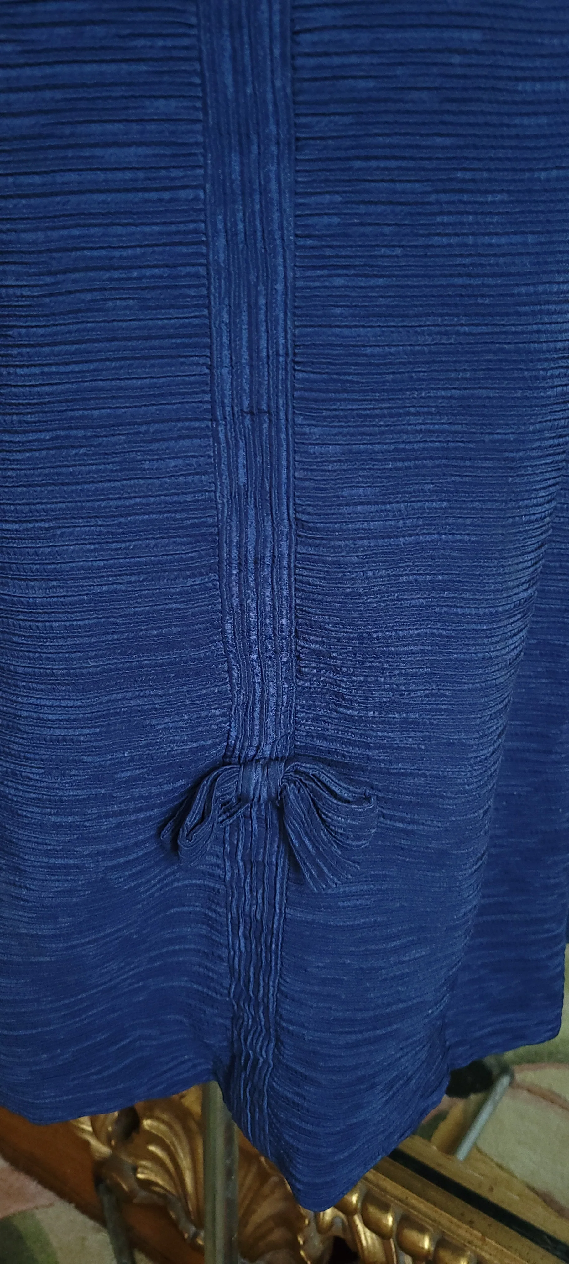 50s Navy Blue Textured Silk Wiggle Dress With Bows By Sophie for Saks Fifth Avenue - Image 6