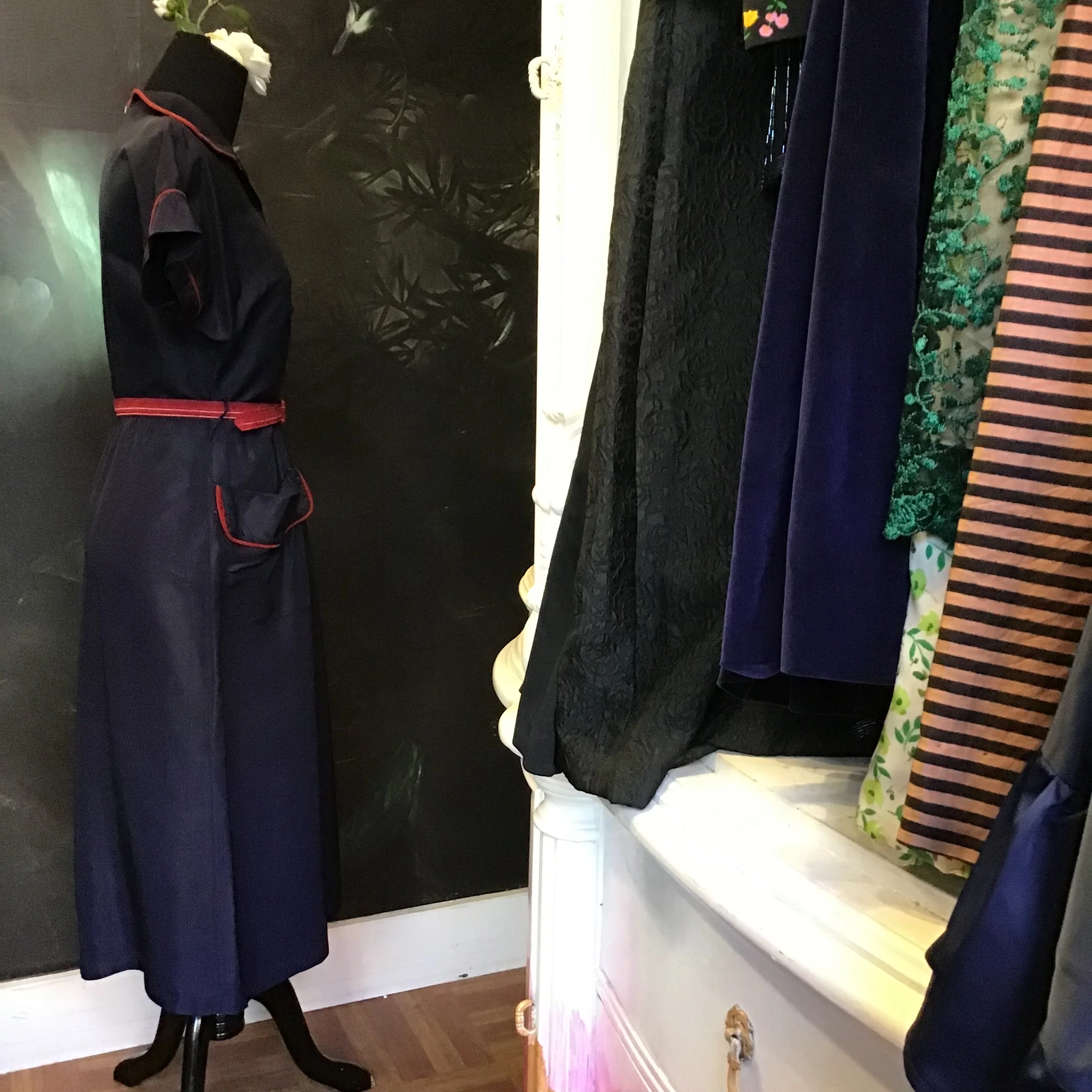 50s Navy Collared Dress With Belt - Image 3