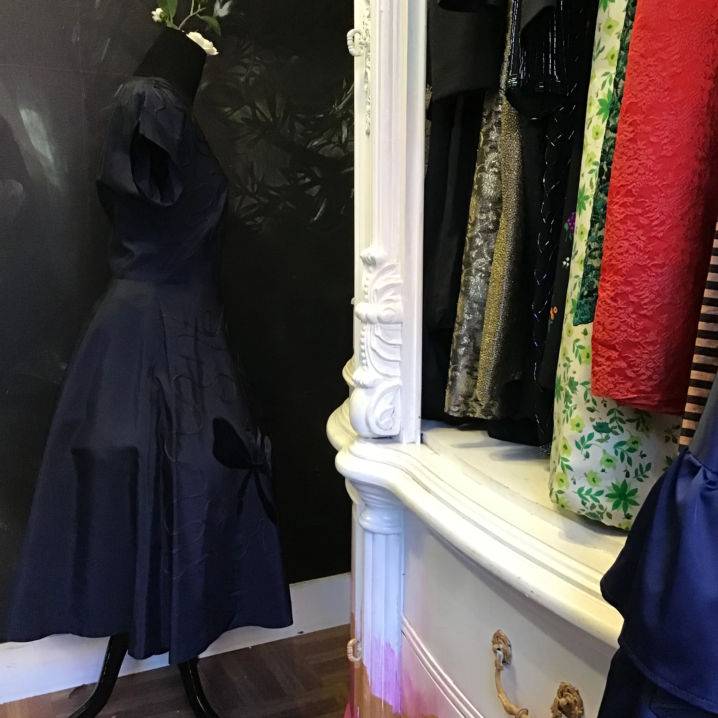 50s Navy Dress With Velvet Details - Image 3