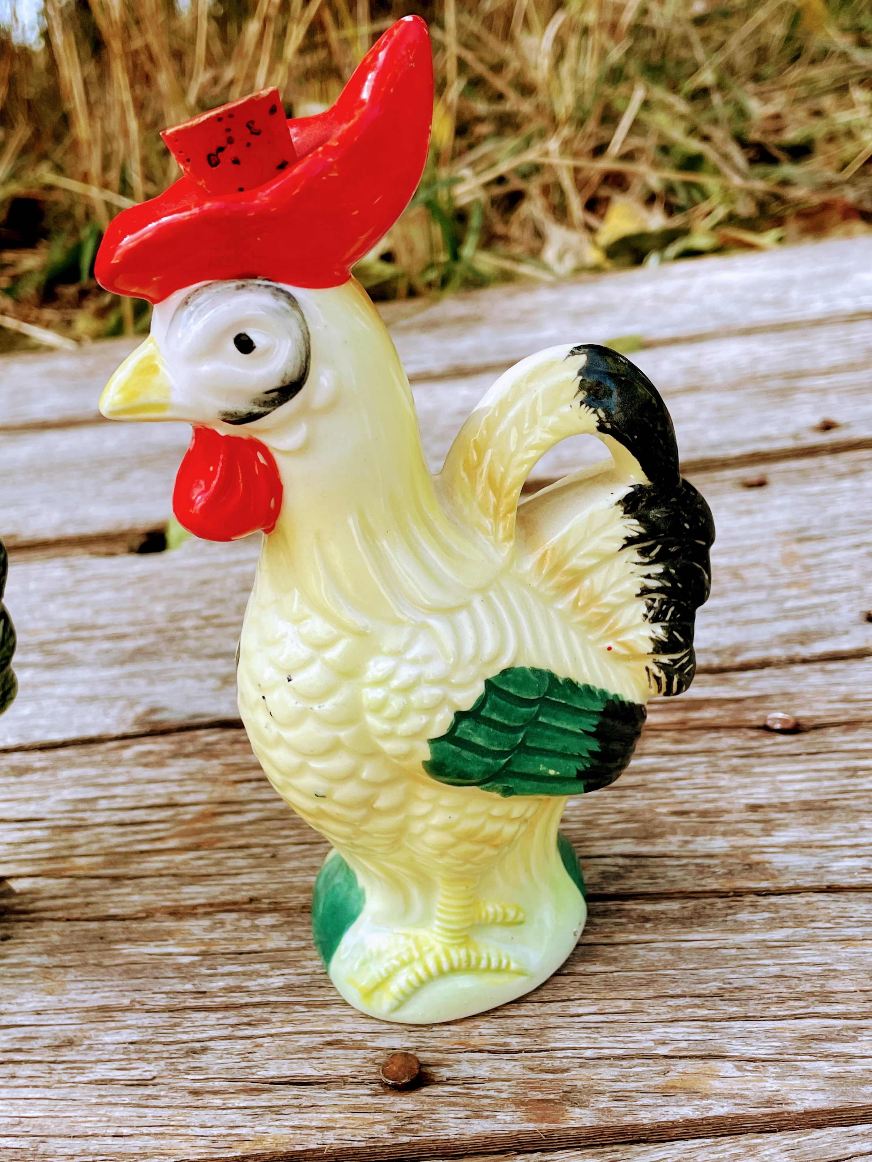 50s Oil And Vinegar Bottles Chicken Rooster Farmhouse - Image 5