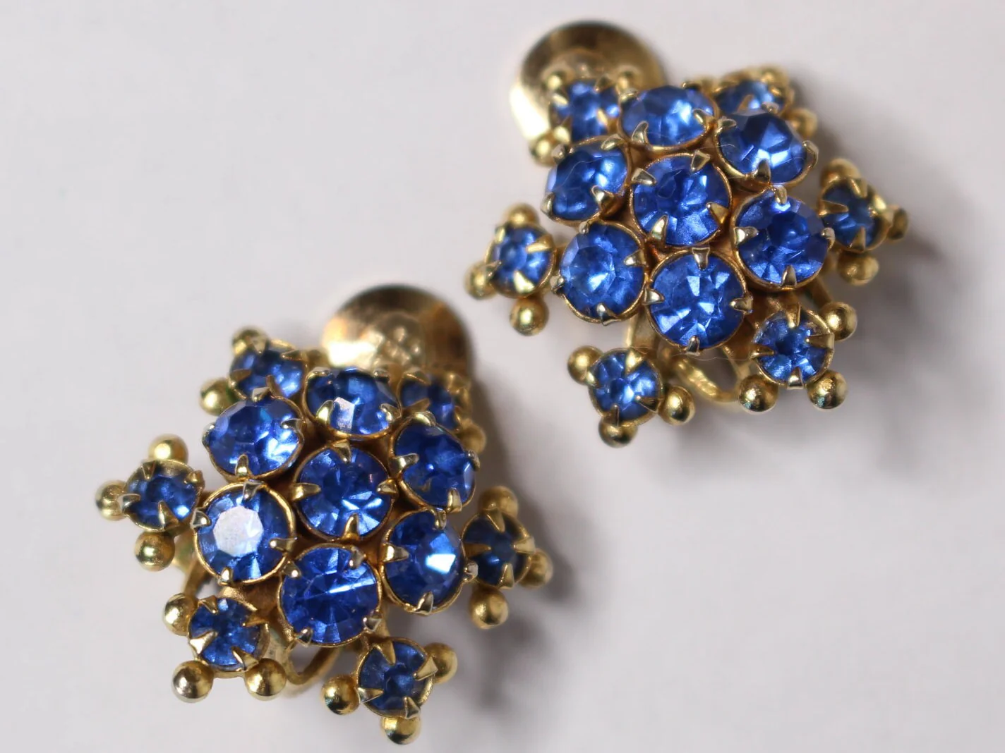 50s Periwinkle Crystal Cluster Statement Earrings - Image 2