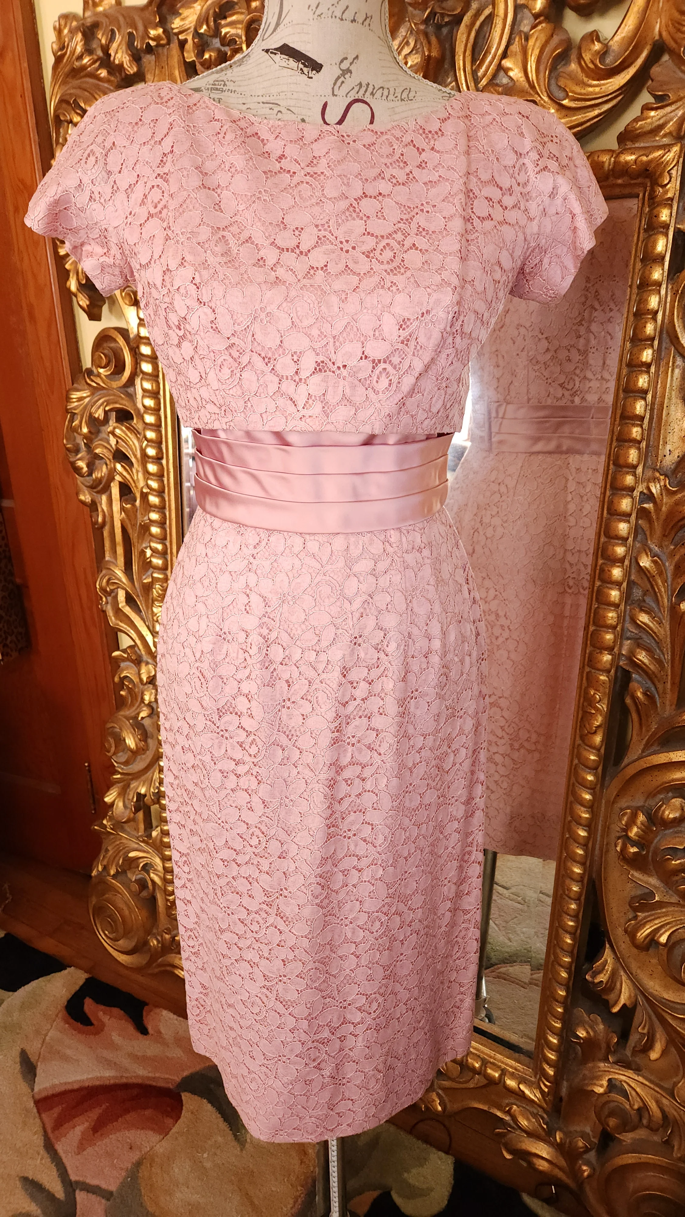 50s Pink Lace Wiggle Dress And Jacket - Image 4