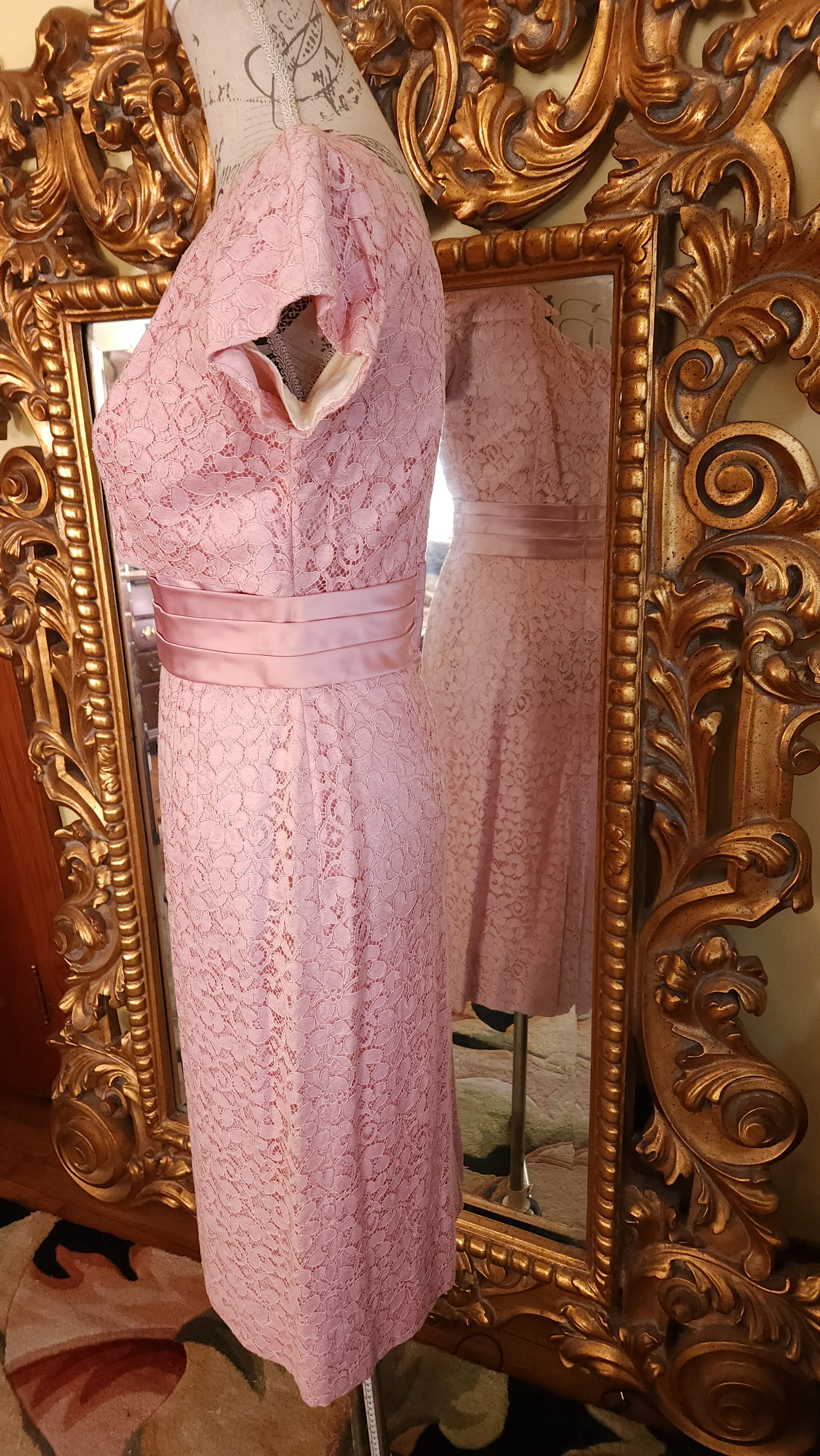 50s Pink Lace Wiggle Dress And Jacket - Image 7
