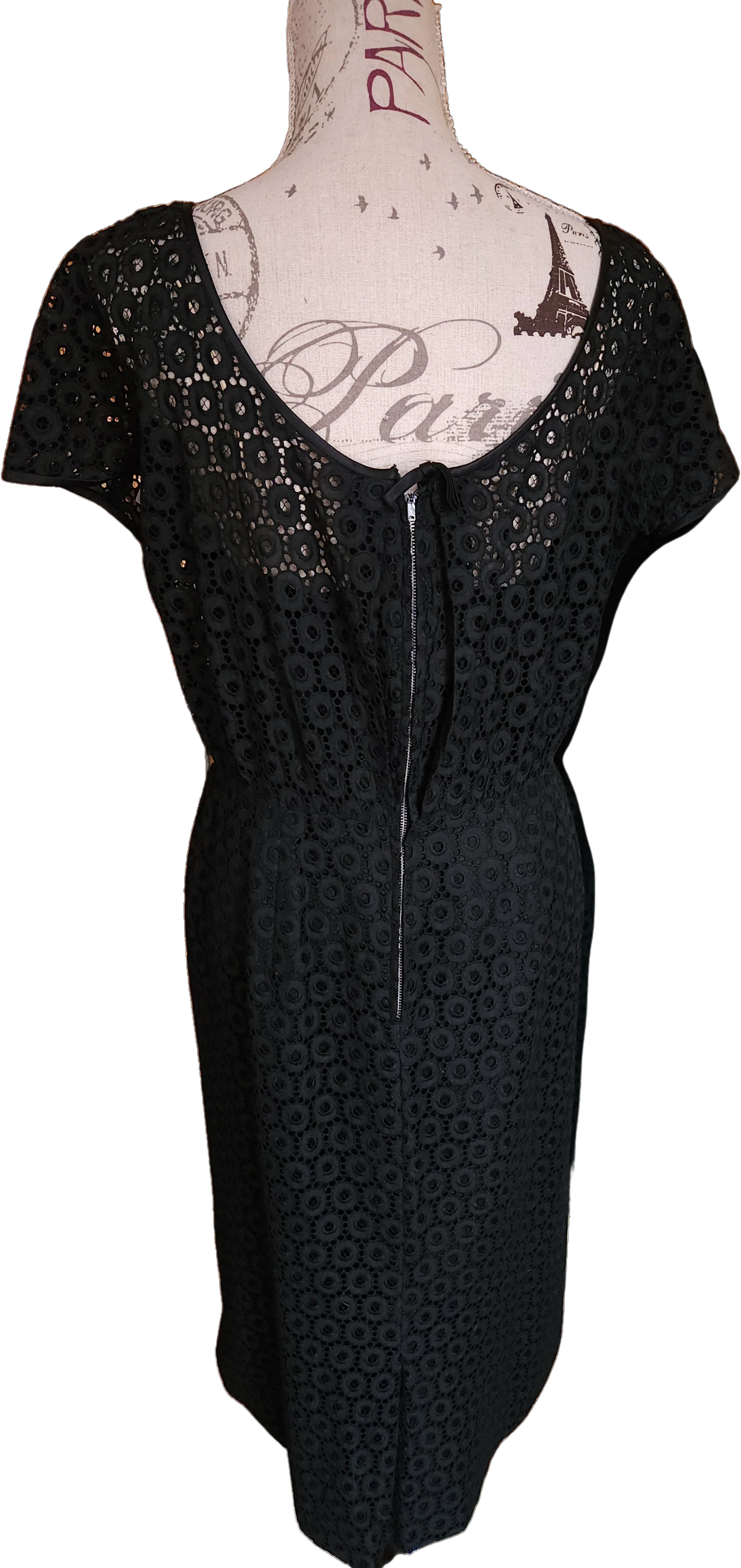 50s Plus Size Black Eyelet Wiggle Dress By Andrew Arkin - Image 2