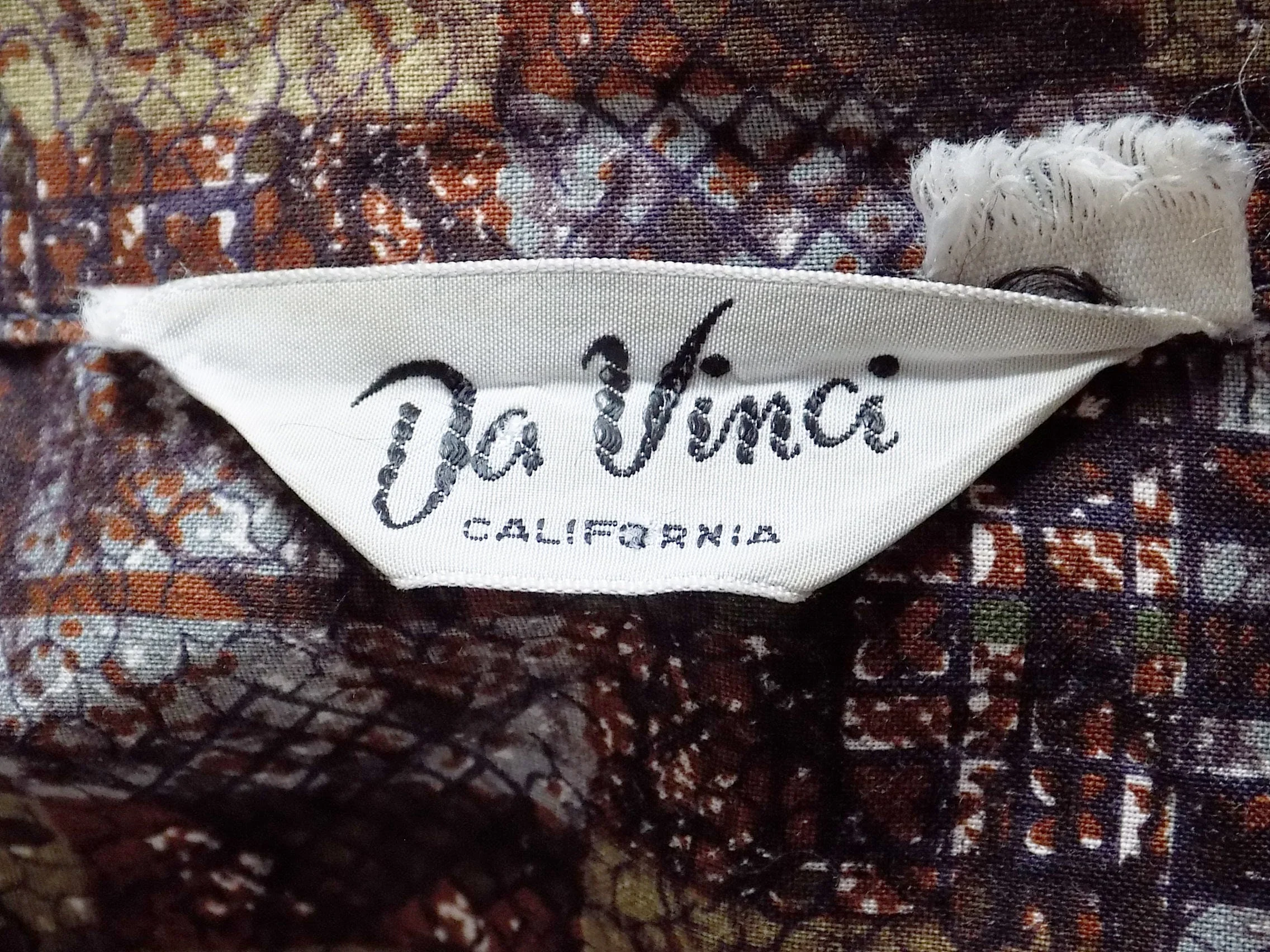 50s Print (fake Batik) Cotton Short Sleeved Shirt Button Down Collar Da Vinci of California Atomic Summer Made In The Usa - Image 4