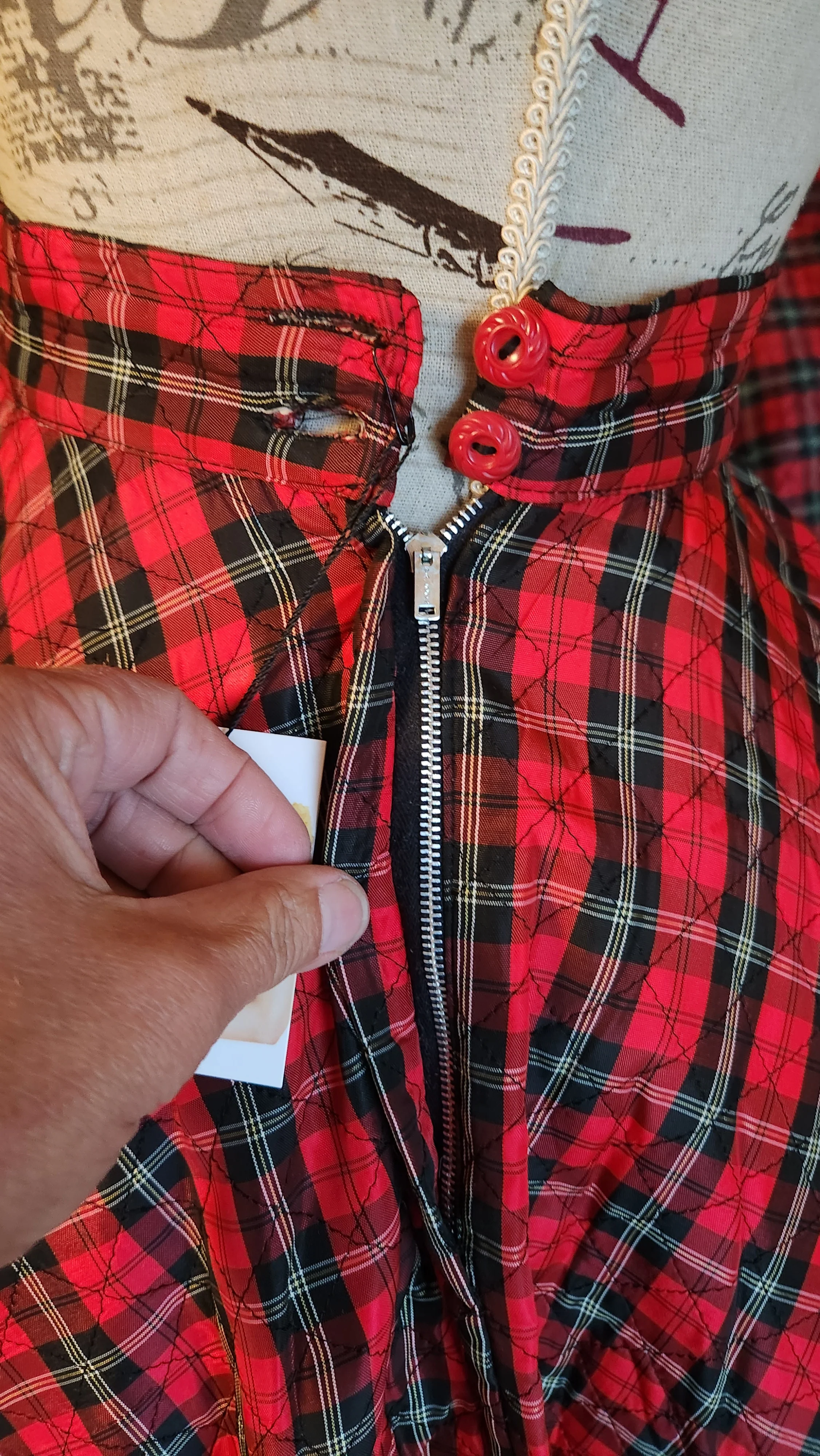 50s Quilted Red Plaid Circle Skirt - Image 5