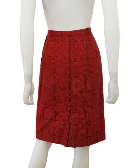 50s Red and Black Embroidered Skirt by ILGWU - Image 8