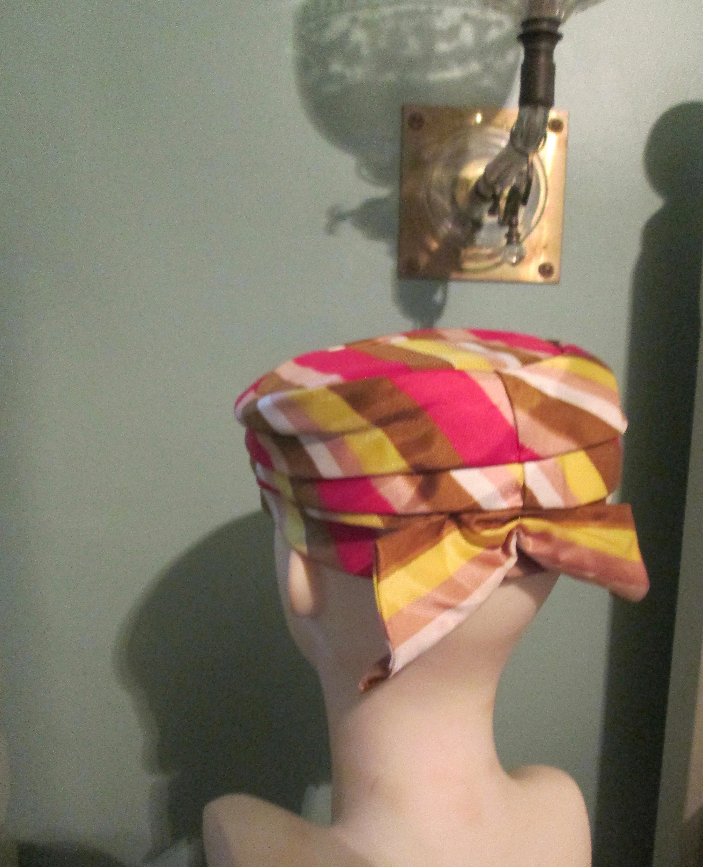 50s Red Striped Pillbox Cloche Hat by Clover Lane - Image 7