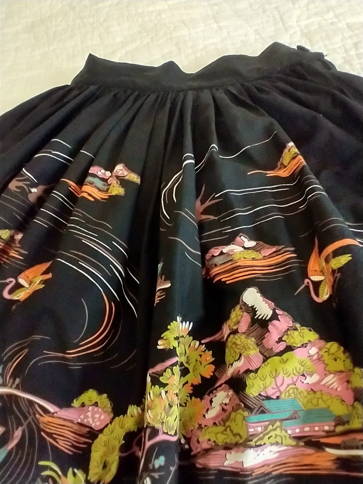 50s River Scene Theme Novelty Print Skirt Black with Bright Scene Full Pleated Pink Orange Green Women's Extra Small To Small - Image 7