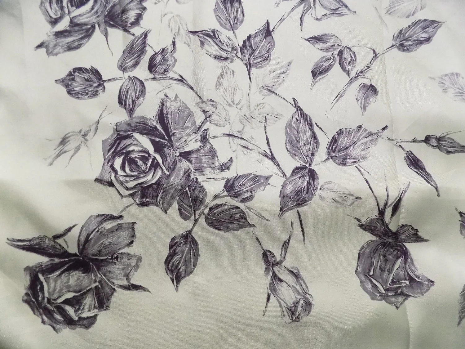 50s Rudolf Brauchbar Art Luxury Silk Scarf Made In Switzerland 30" Square Pale Olive Green Artist Rendition of Roses - Image 5