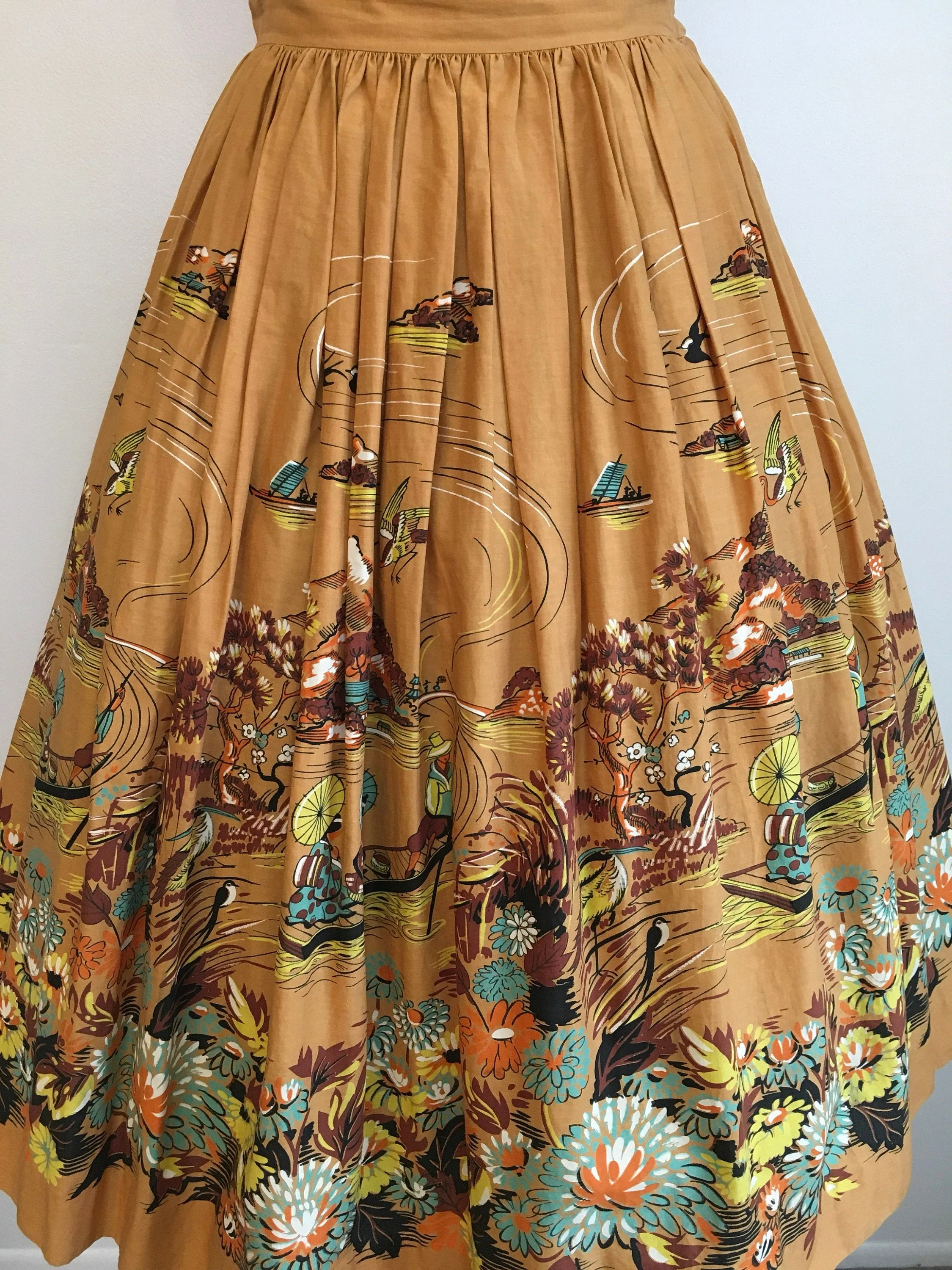 50's Scenic and Floral Novelty Print Border Skirt - Image 5
