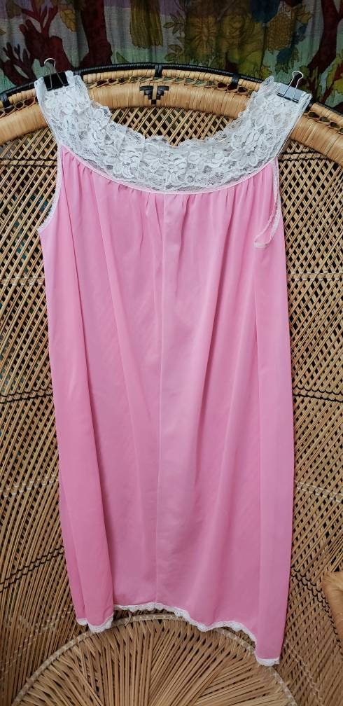 50s Sheer Pink and Lace Nightgown Sm/md - Image 7