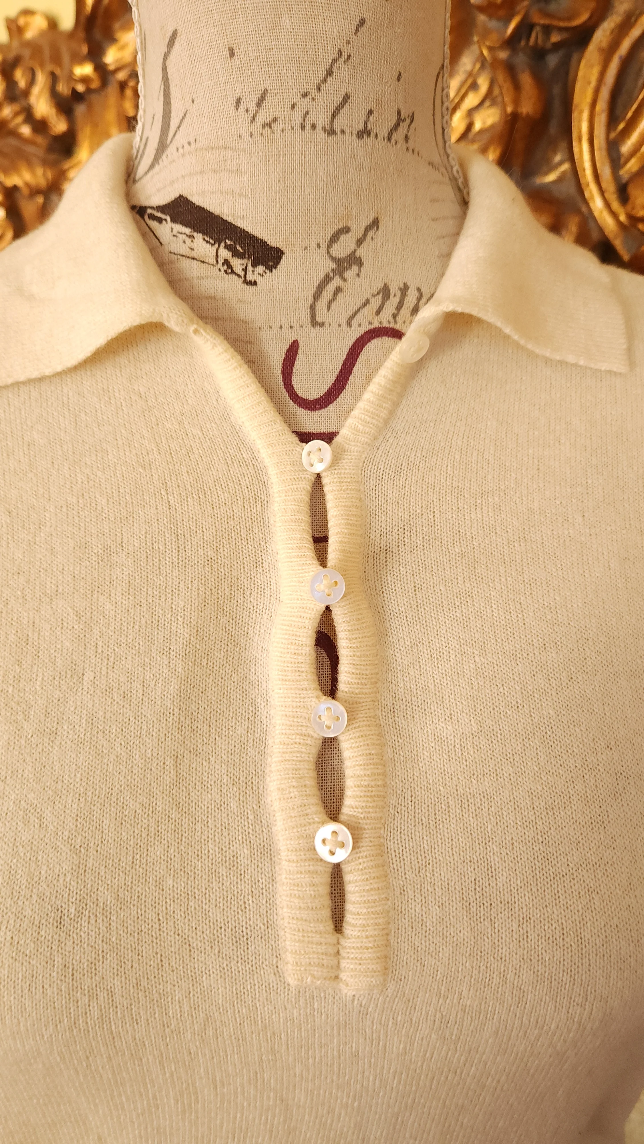 50s Soft White Collared Short Sleeve Cashmere Sweater By Peck & Peck Fifth Avenue - Image 3