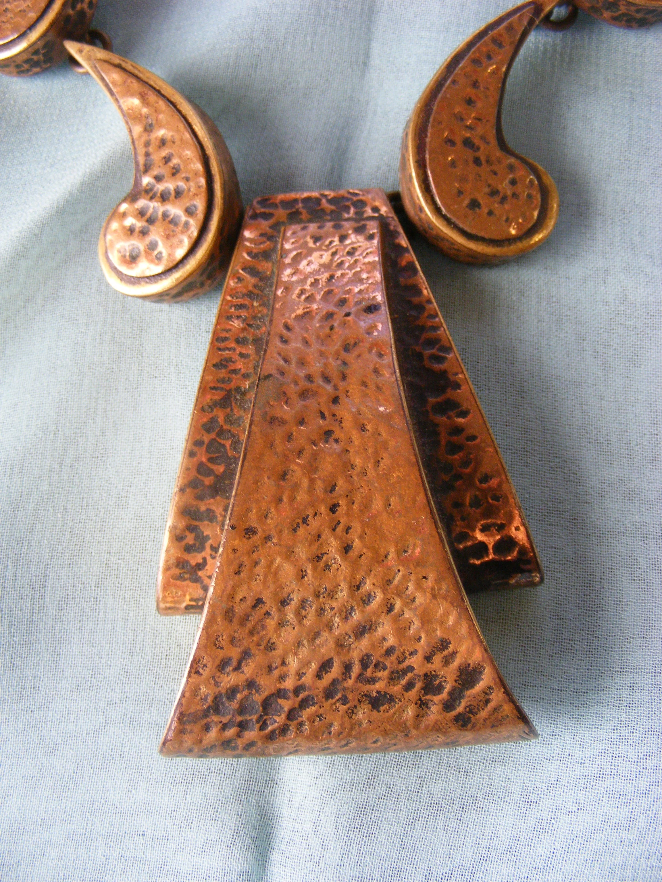 50s Statement Necklace Hammered Copper Brass Chunky By Maya Mexico - Image 3