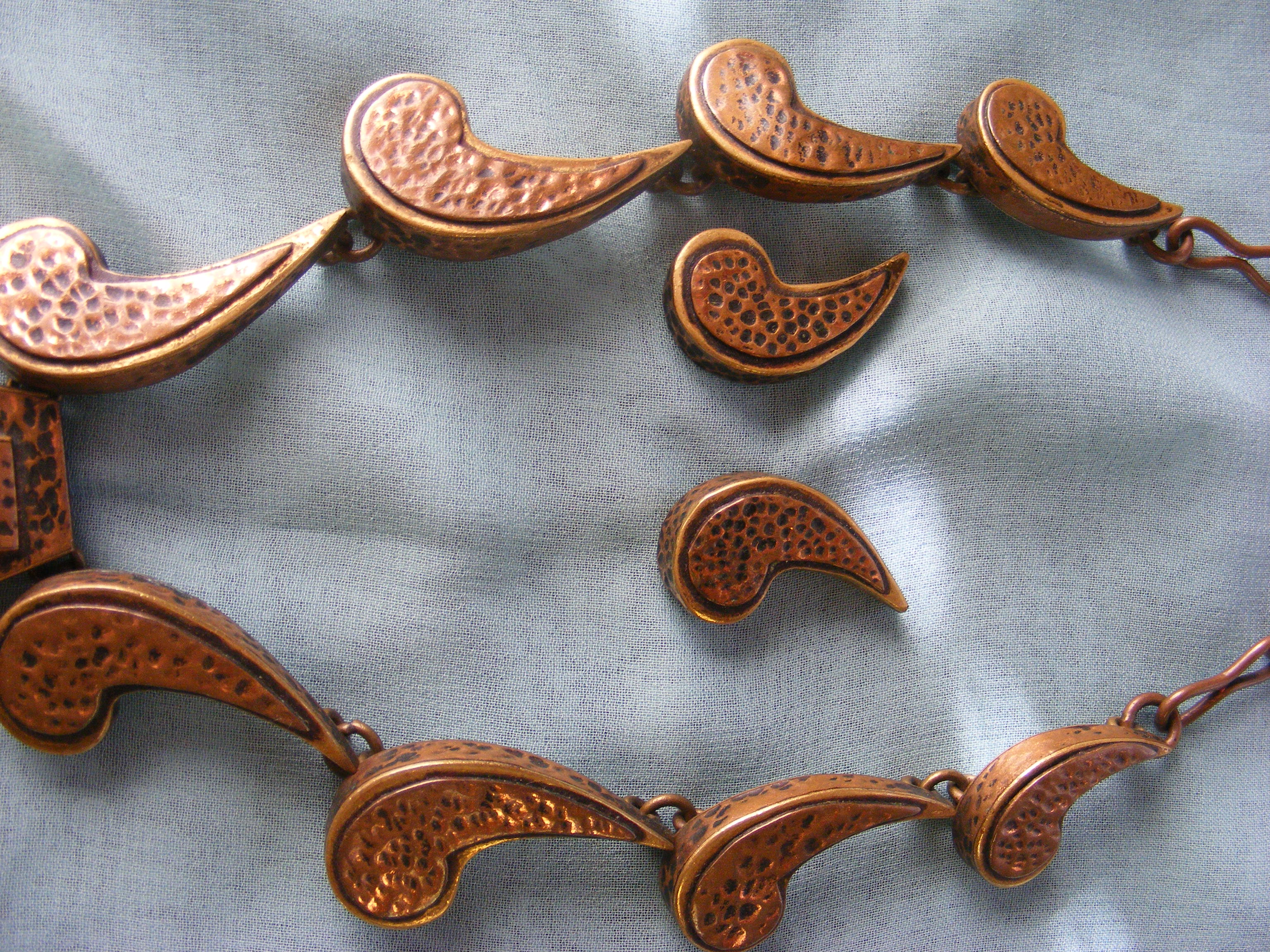 50s Statement Necklace Hammered Copper Brass Chunky By Maya Mexico - Image 6